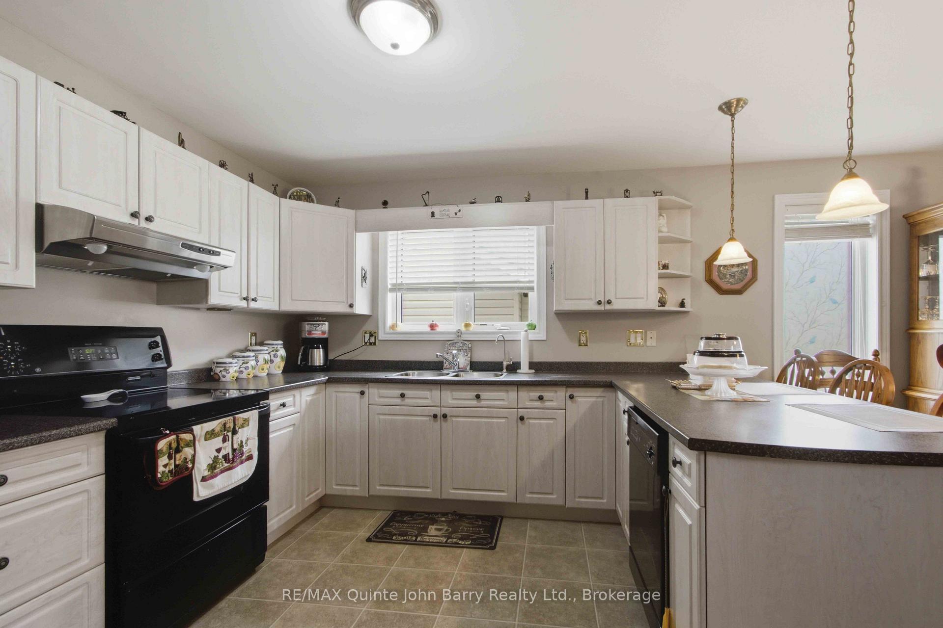 Photo 11 of 103 Mills Road, Brighton — HOMEH
