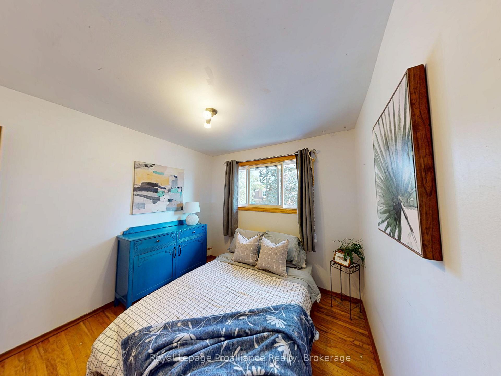Photo 15 of 4 Richmond Grove, Belleville, Belleville Ward — HOMEH