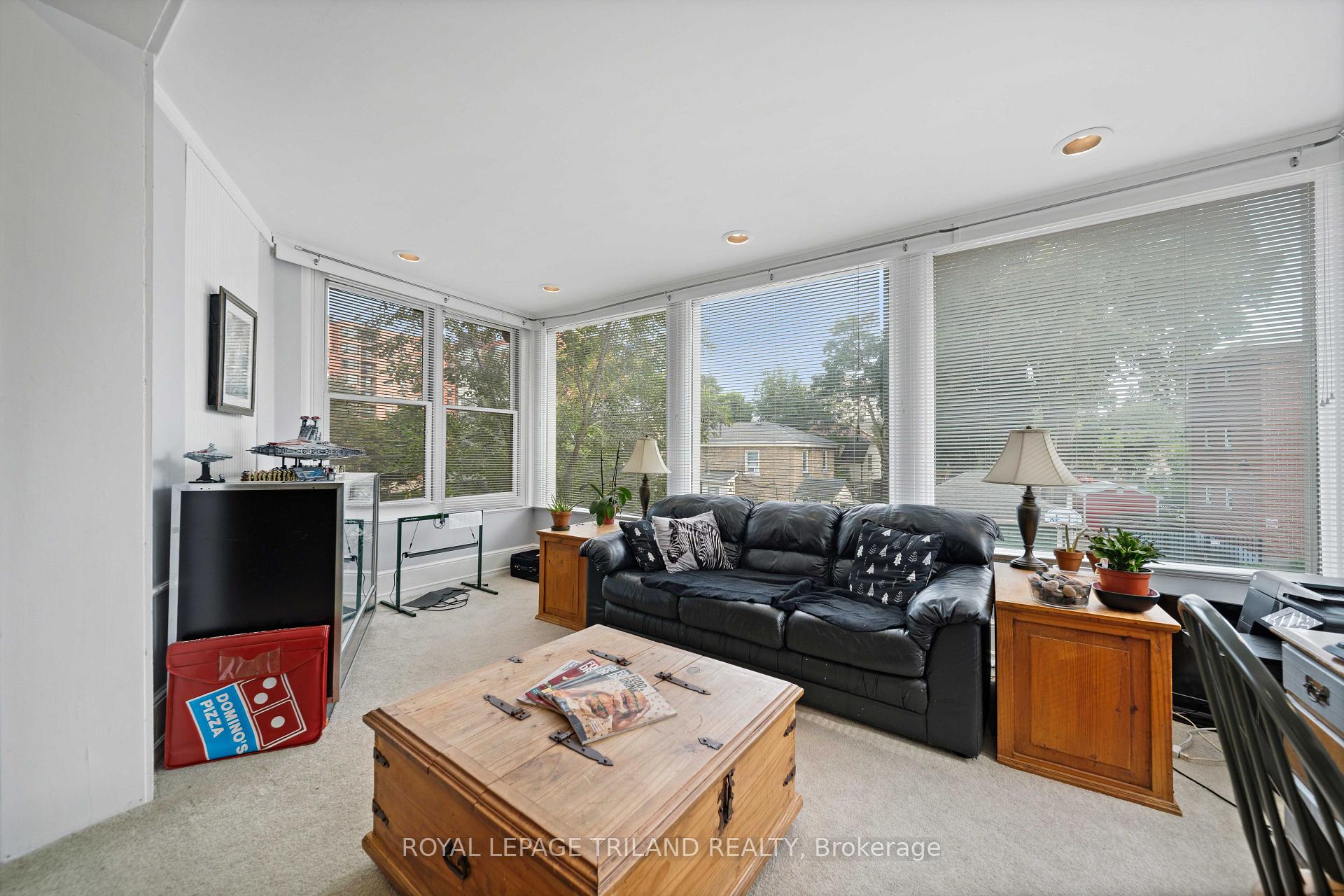 Photo 8 of 98 Central Avenue, London, East F — HOMEH
