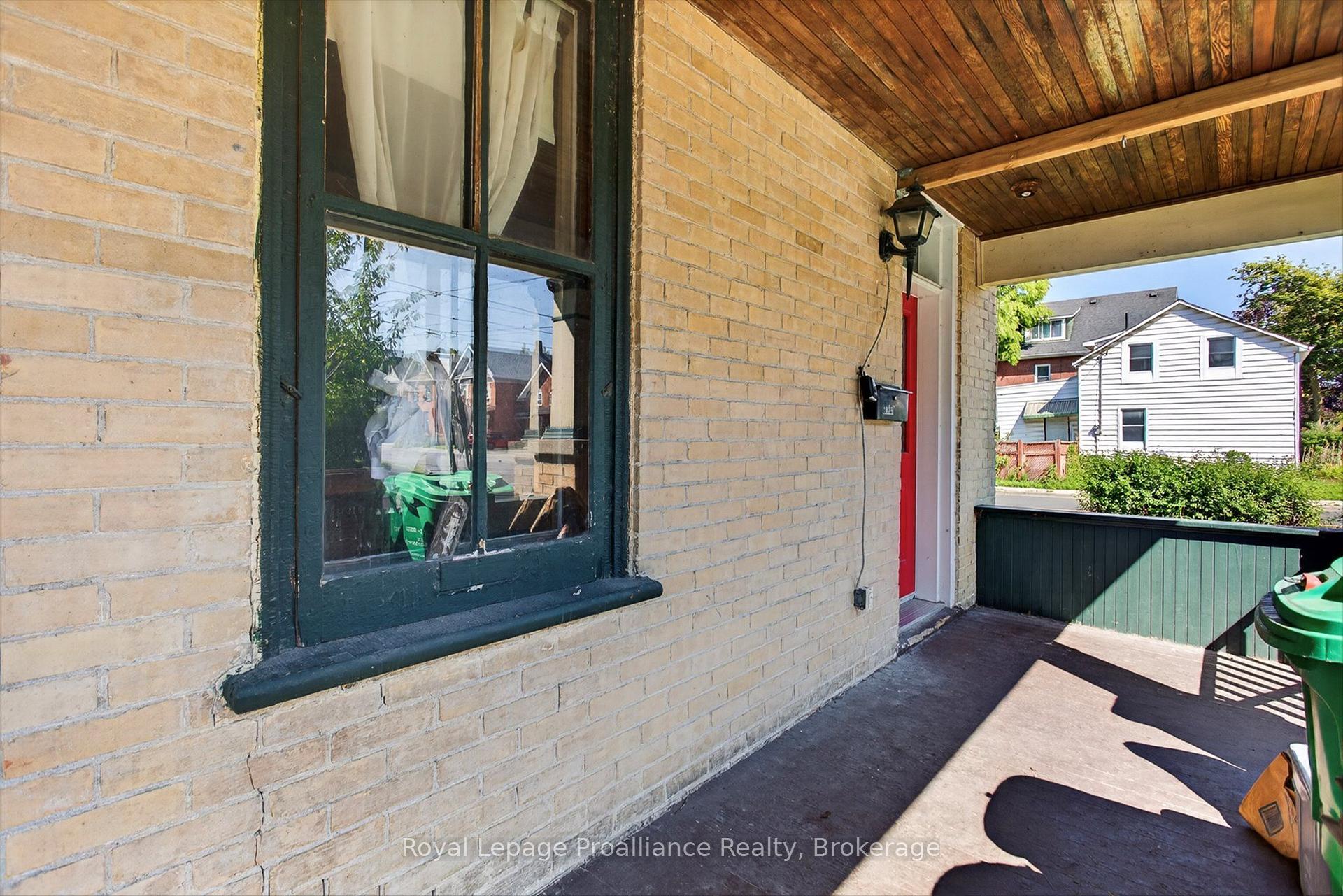 Photo 8 of 277 Reid Street, Peterborough, Town Ward 3 — HOMEH