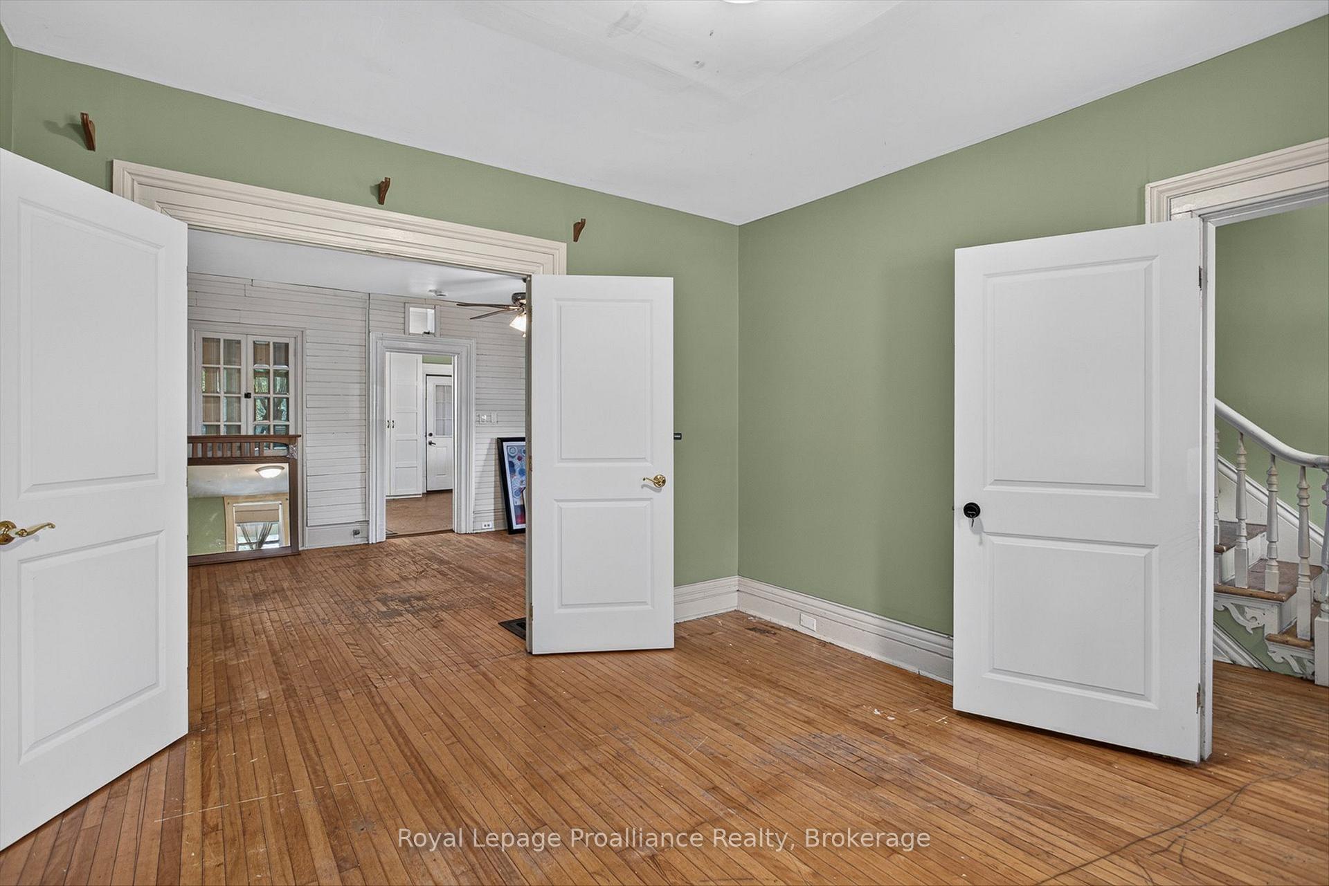 Photo 24 of 277 Reid Street, Peterborough, Town Ward 3 — HOMEH