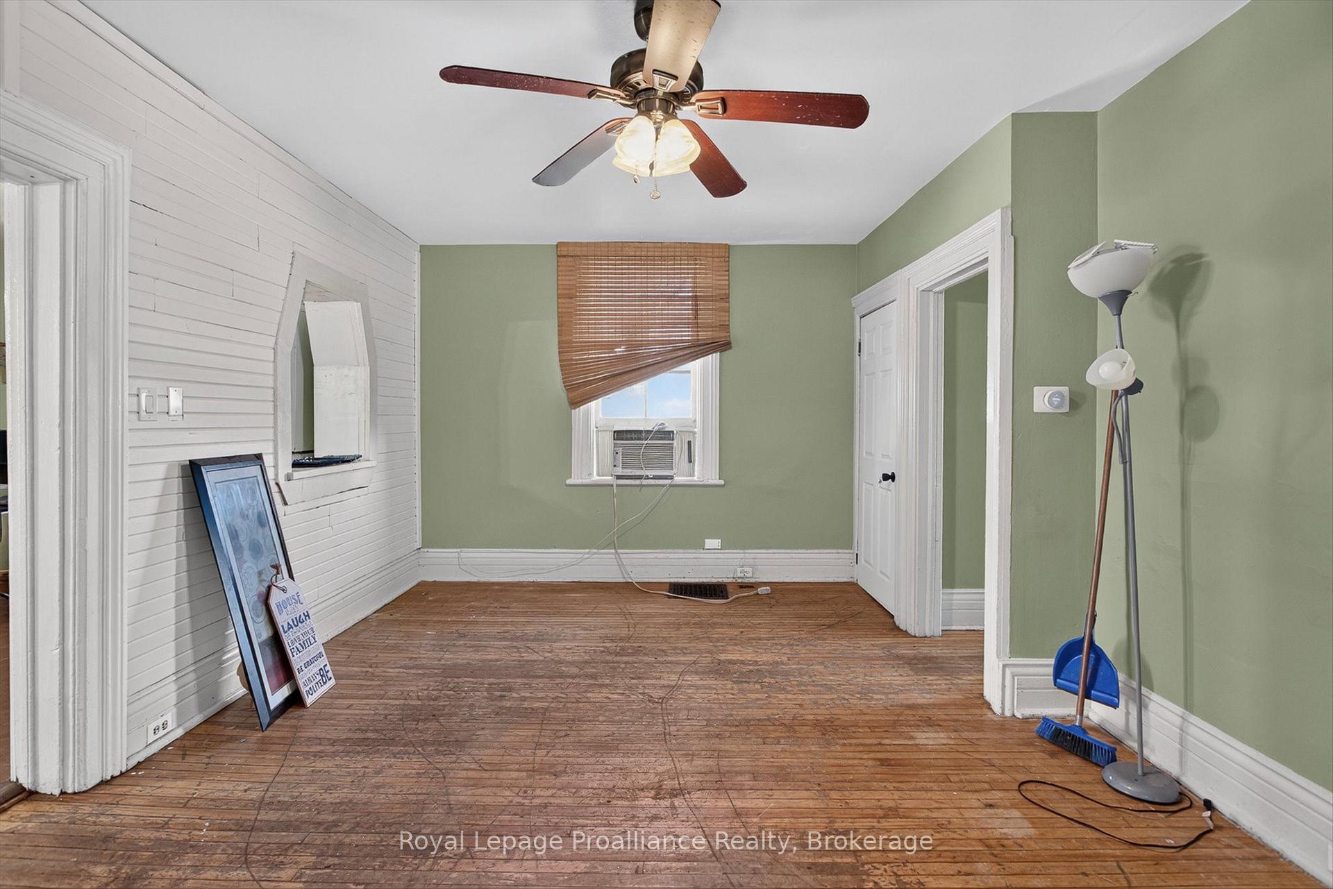 Photo 26 of 277 Reid Street, Peterborough, Town Ward 3 — HOMEH