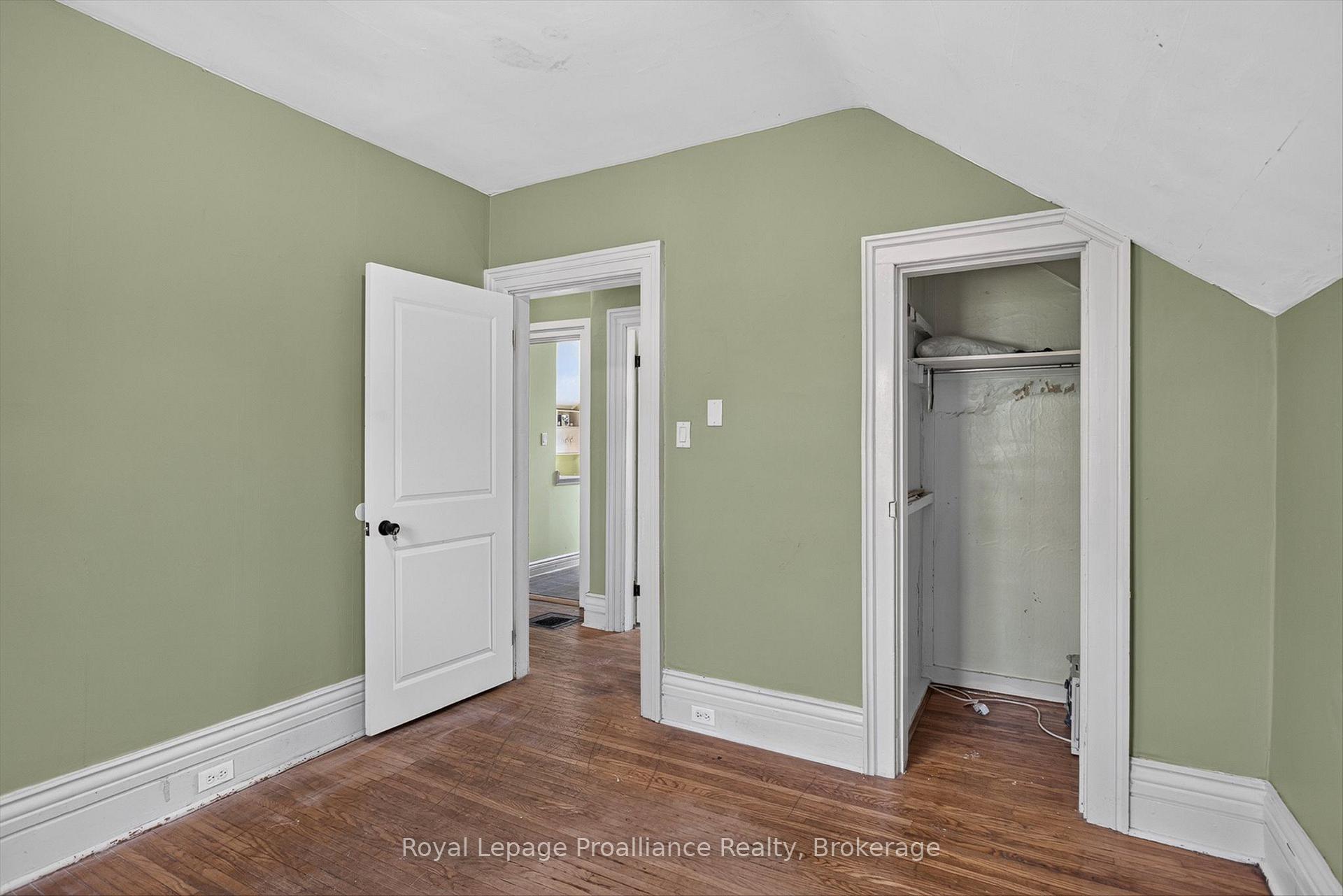 Photo 56 of 277 Reid Street, Peterborough, Town Ward 3 — HOMEH