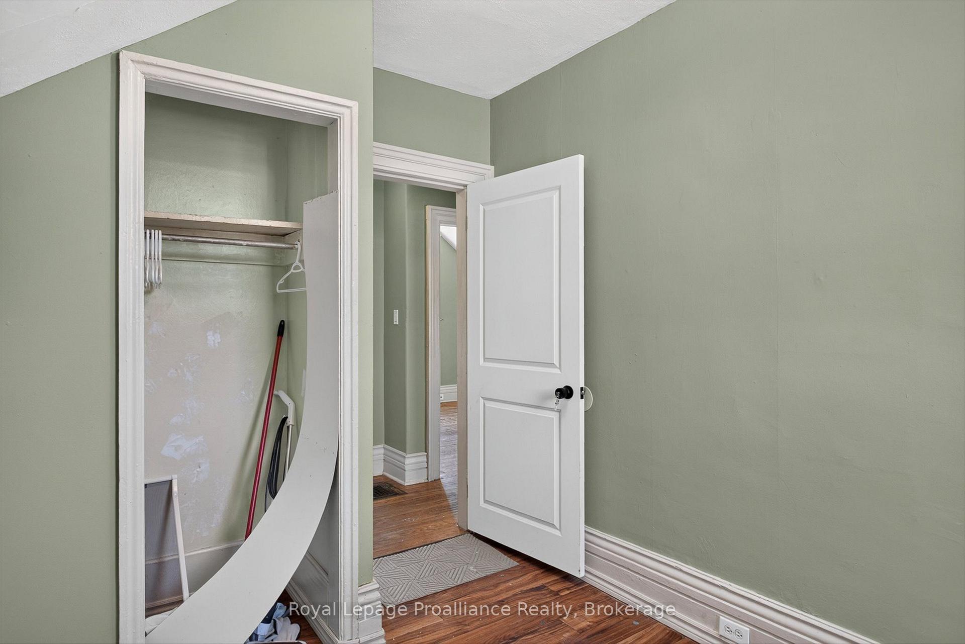 Photo 60 of 277 Reid Street, Peterborough, Town Ward 3 — HOMEH