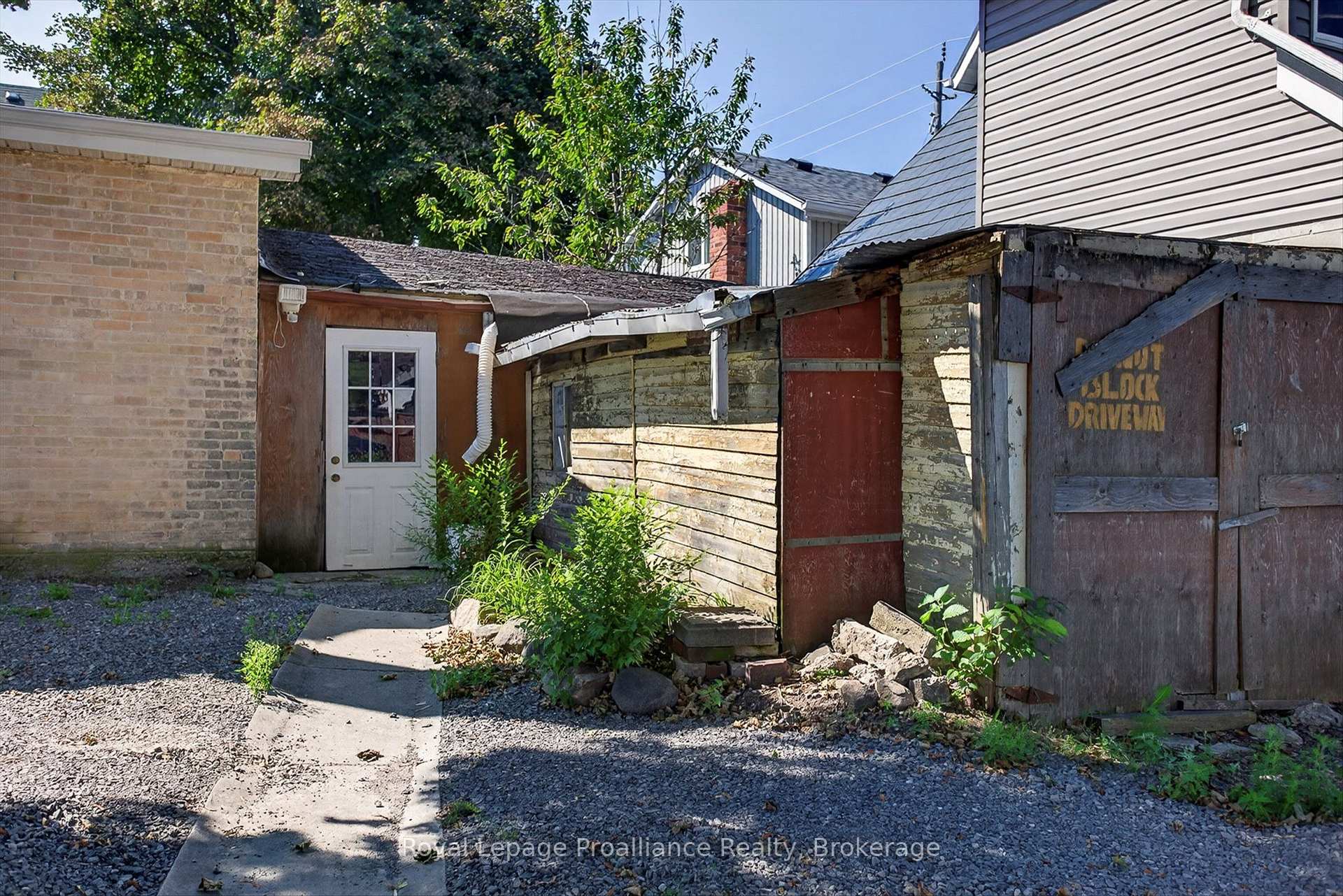 Photo 79 of 277 Reid Street, Peterborough, Town Ward 3 — HOMEH