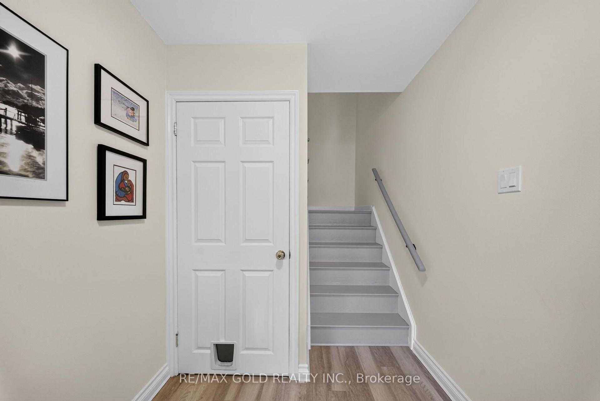 Photo 19 of 92 Cathcart Crescent, Brampton, Avondale — HOMEH