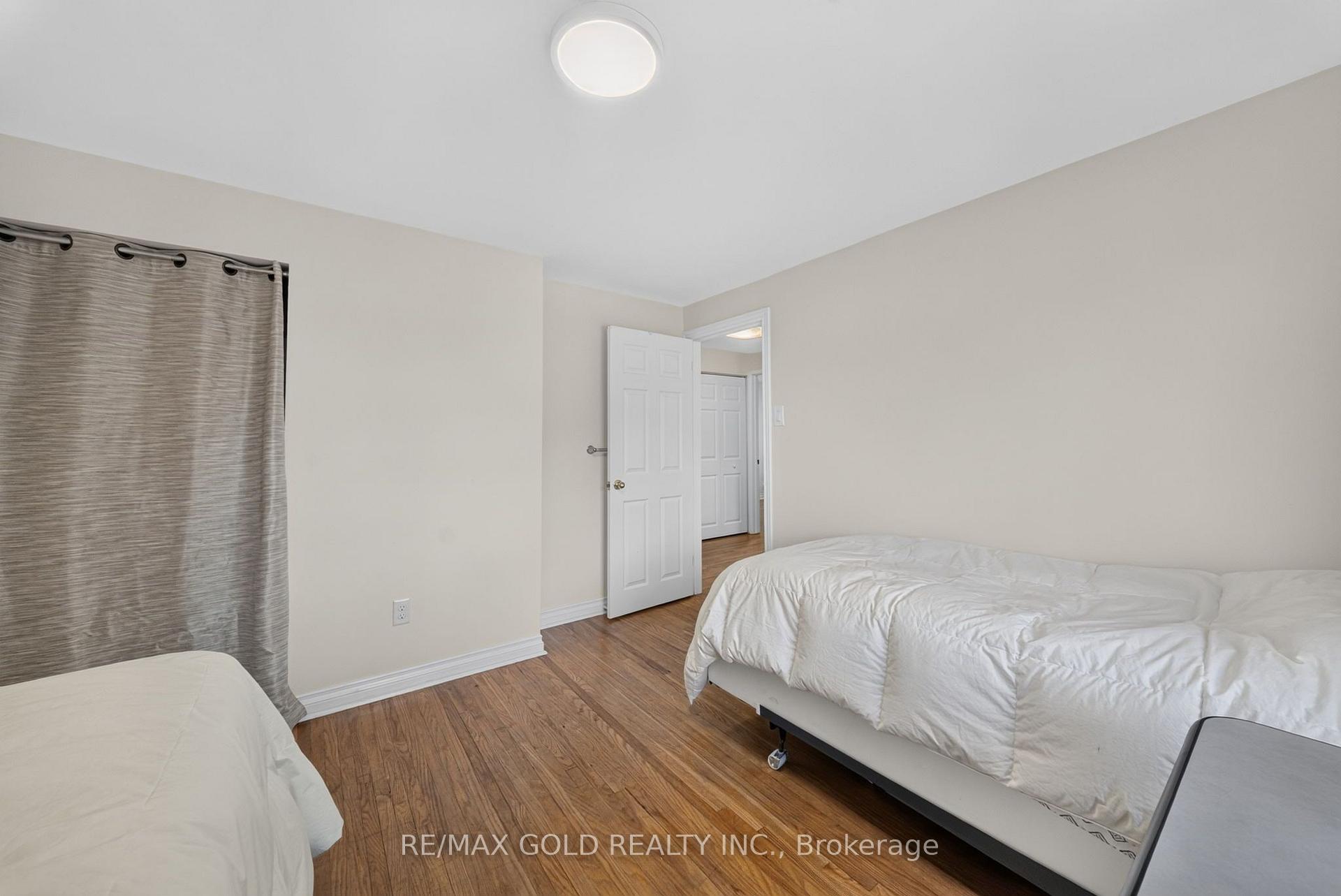 Photo 22 of 92 Cathcart Crescent, Brampton, Avondale — HOMEH