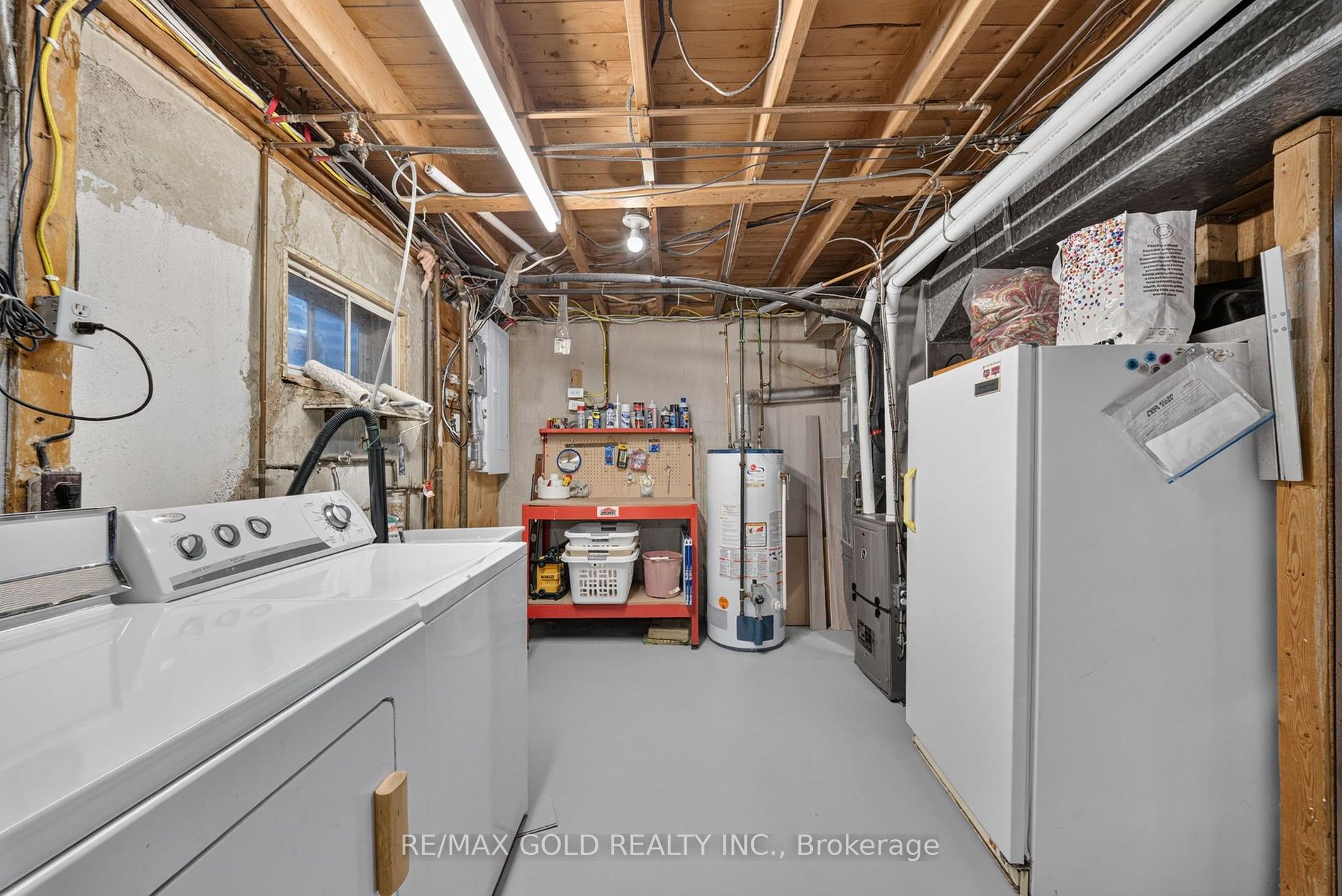 Photo 34 of 92 Cathcart Crescent, Brampton, Avondale — HOMEH