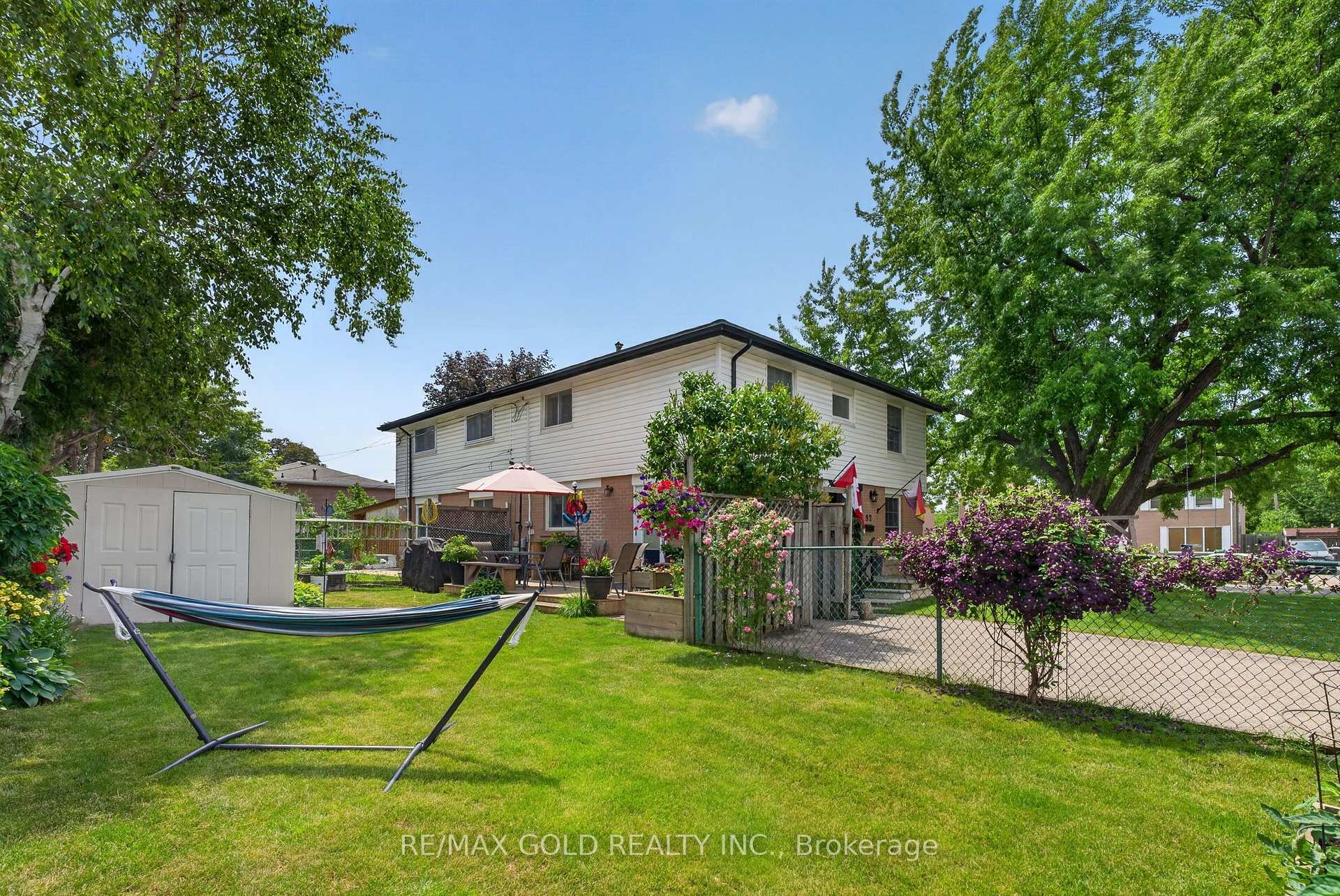Photo 47 of 92 Cathcart Crescent, Brampton, Avondale — HOMEH