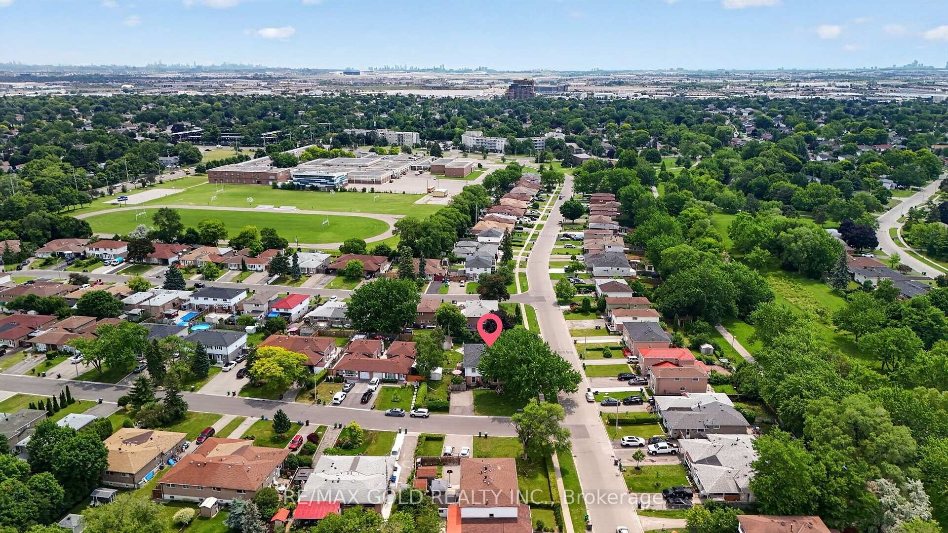 Photo 50 of 92 Cathcart Crescent, Brampton, Avondale — HOMEH