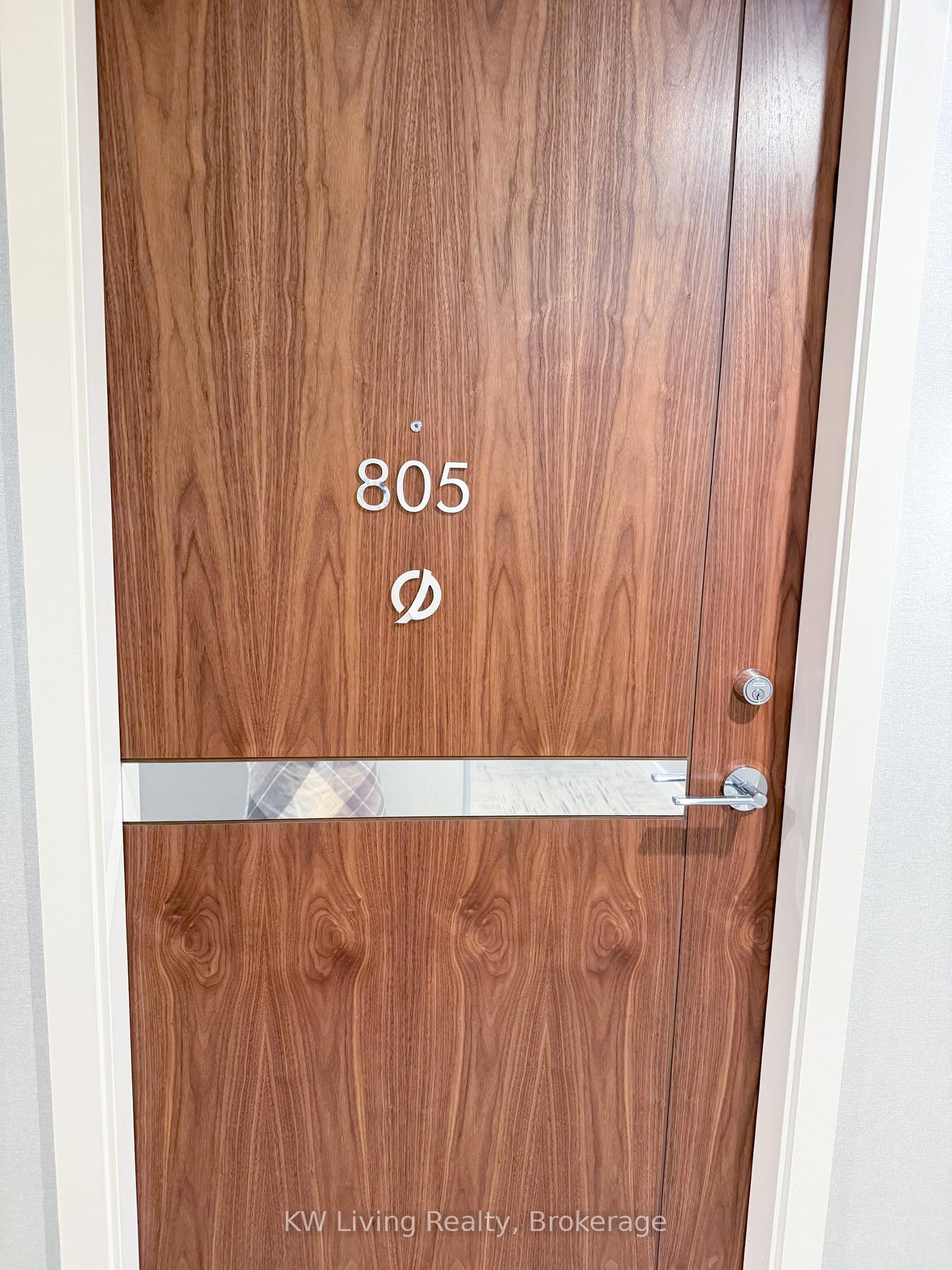 Photo 8 of Unit 805, 25 McMahon Drive, North York, Bayview Village — HOMEH