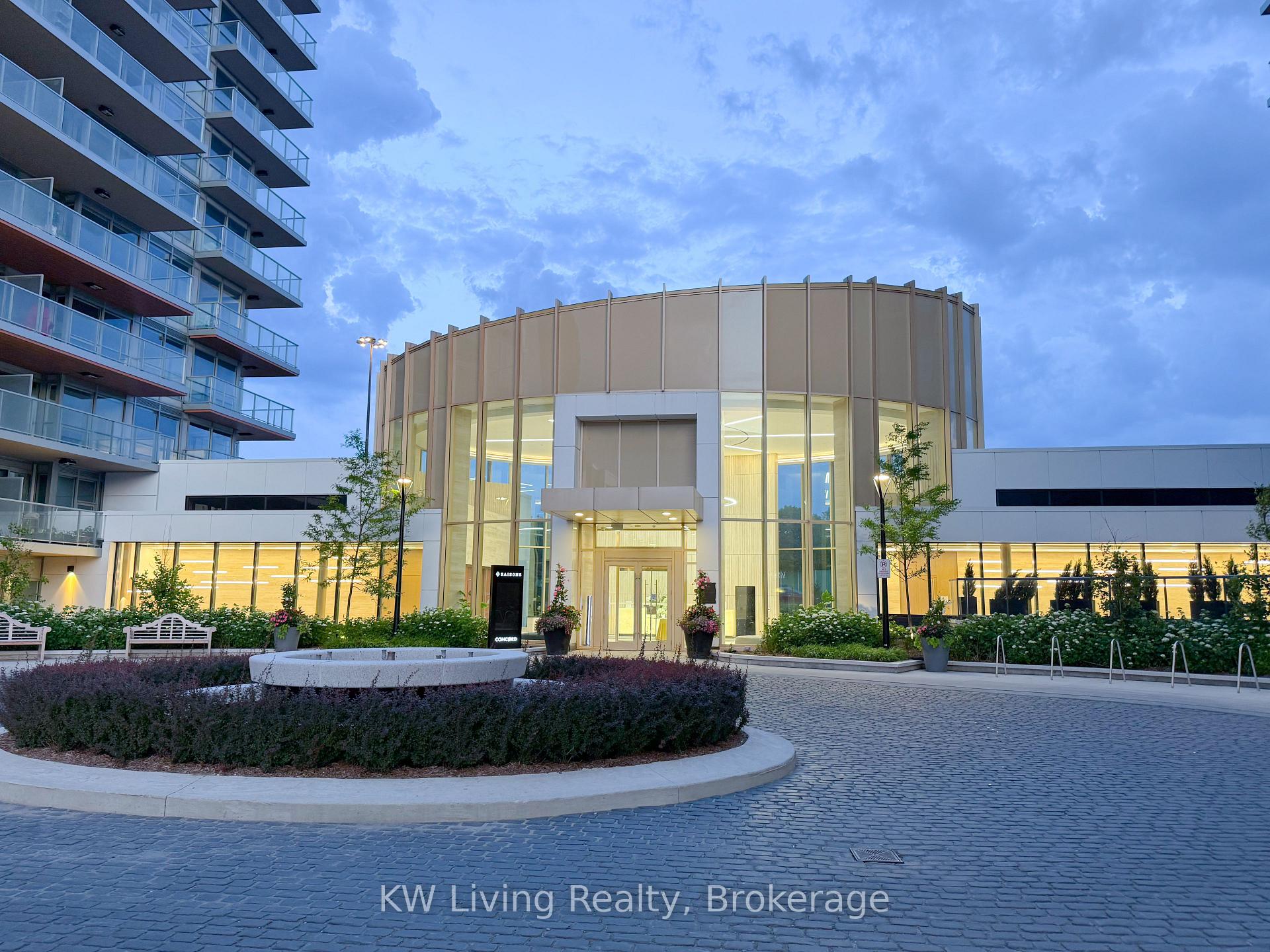 Photo 10 of Unit 805, 25 McMahon Drive, North York, Bayview Village — HOMEH