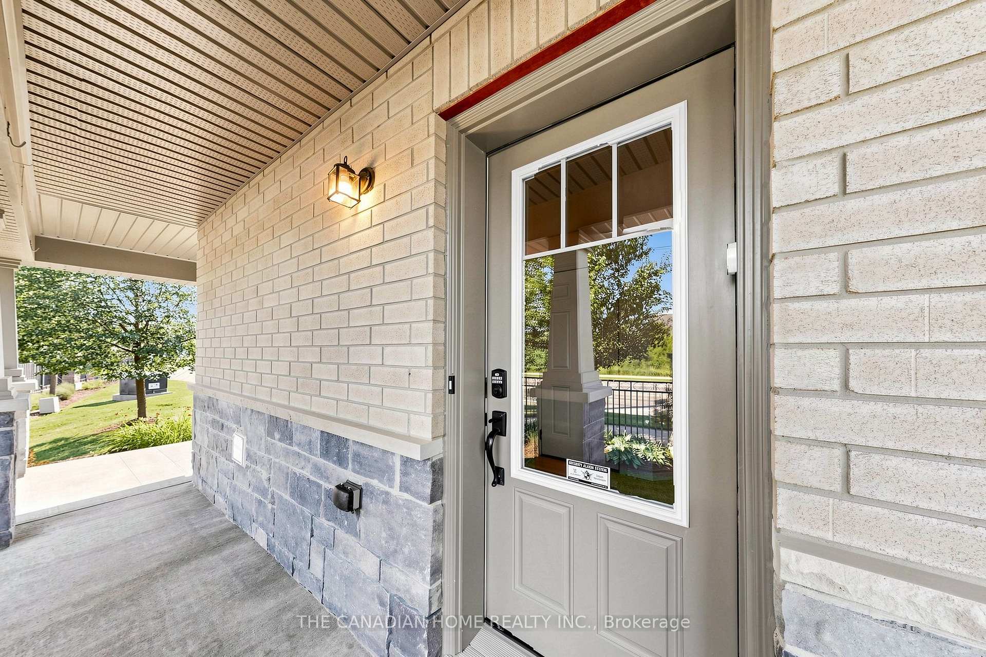 Photo 6 of 51 Arlington Crescent, Guelph, Pineridge/Westminster Woods — HOMEH