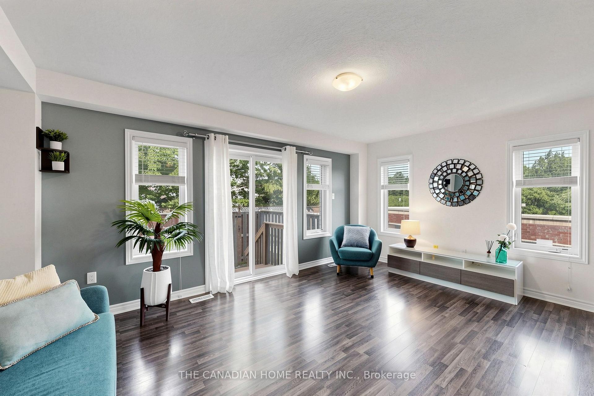 Photo 11 of 51 Arlington Crescent, Guelph, Pineridge/Westminster Woods — HOMEH