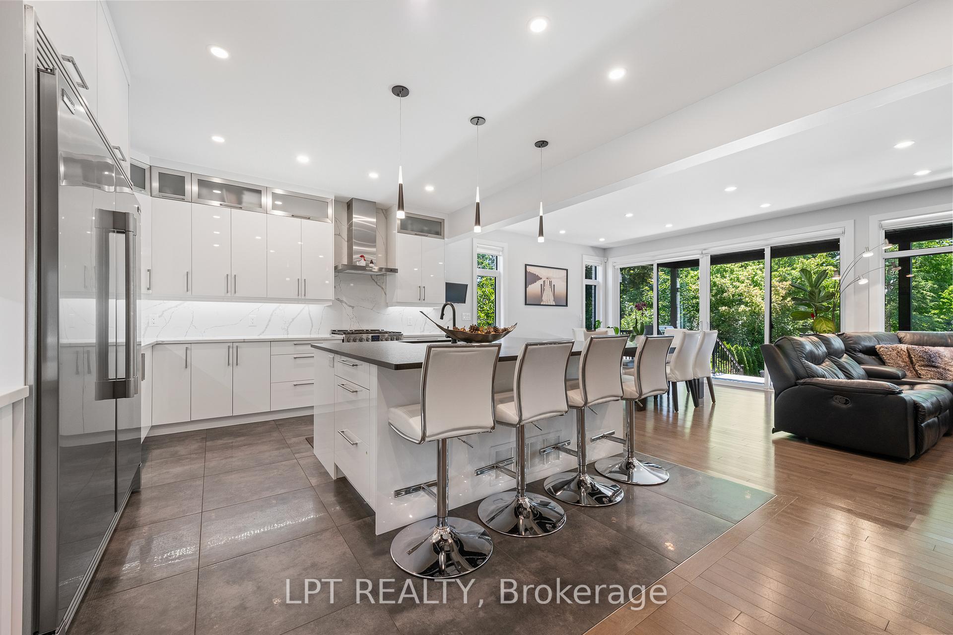 Photo 5 of 1740 St Barbara Street, Ottawa, Blossom Park/Leitrim — HOMEH