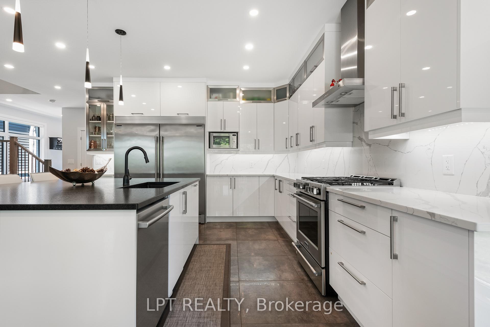 Photo 7 of 1740 St Barbara Street, Ottawa, Blossom Park/Leitrim — HOMEH
