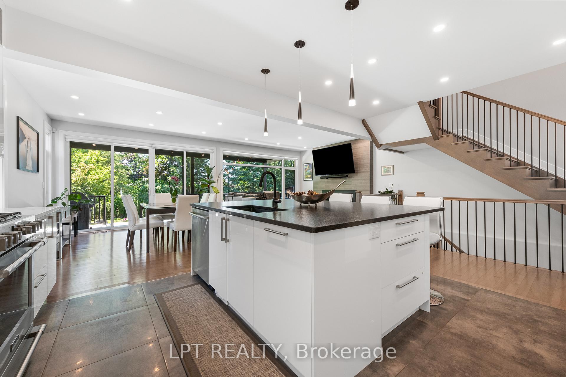Photo 9 of 1740 St Barbara Street, Ottawa, Blossom Park/Leitrim — HOMEH
