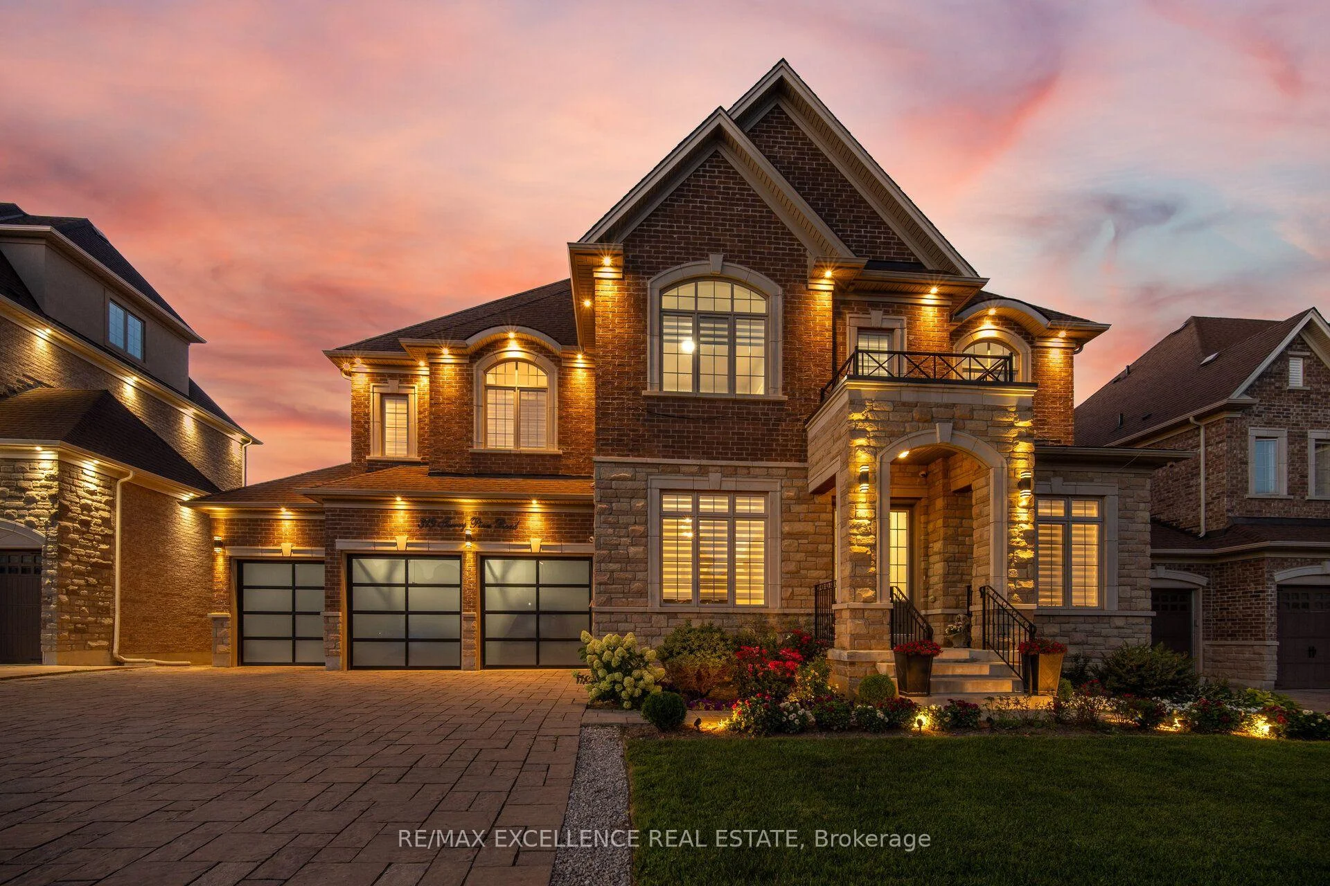 Photo 1 of 319 Torrey Pines Road, Vaughan, Kleinburg — HOMEH