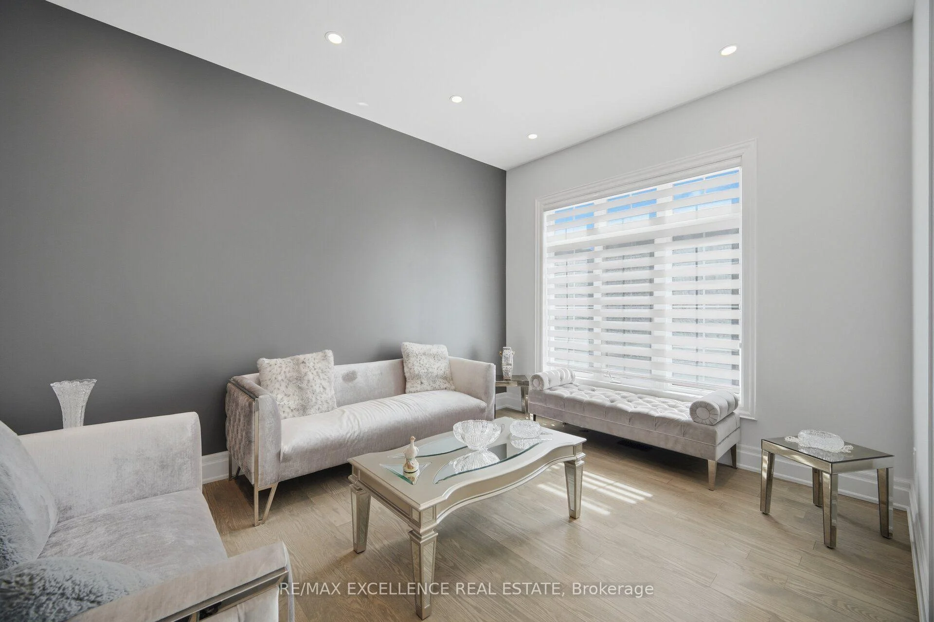 Photo 20 of 319 Torrey Pines Road, Vaughan, Kleinburg — HOMEH