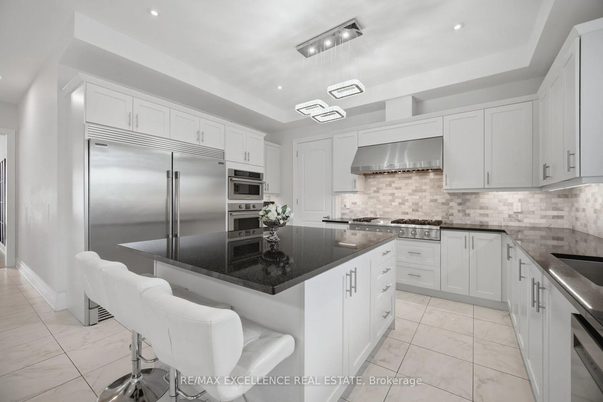 Photo 42 of 319 Torrey Pines Road, Vaughan, Kleinburg — HOMEH