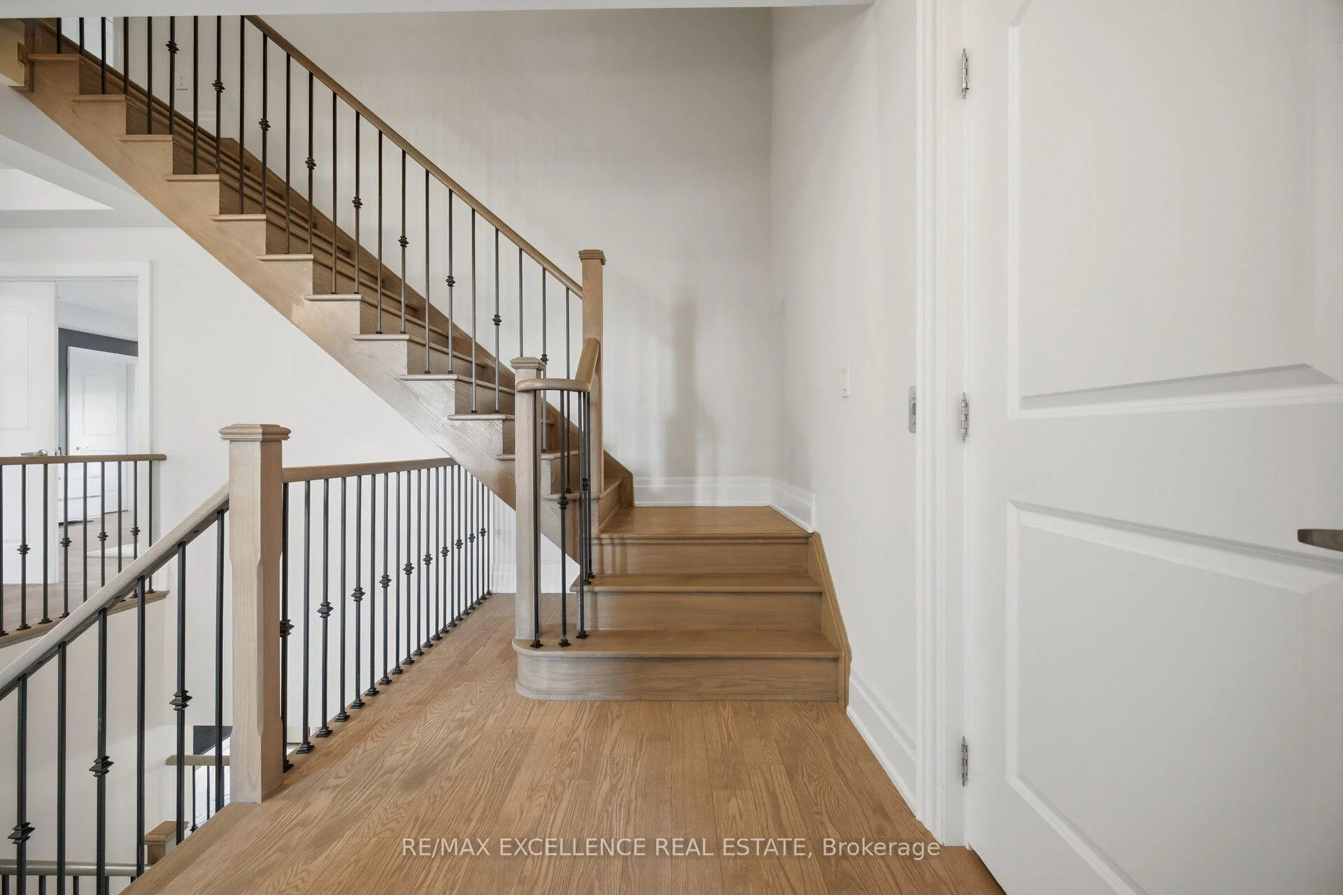 Photo 98 of 319 Torrey Pines Road, Vaughan, Kleinburg — HOMEH