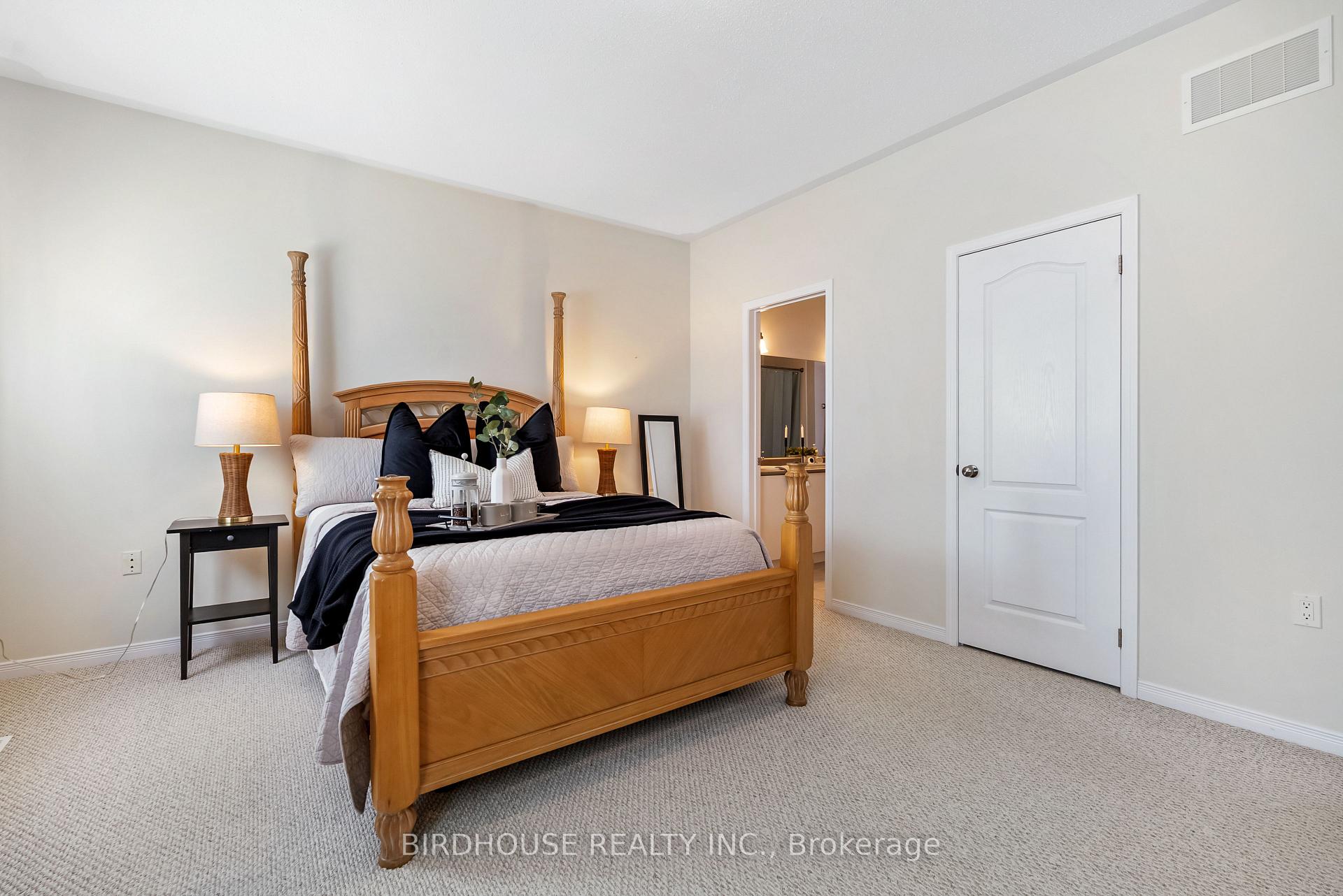 Photo 15 of 107 Alcorn Drive, Kawartha Lakes, Lindsay — HOMEH