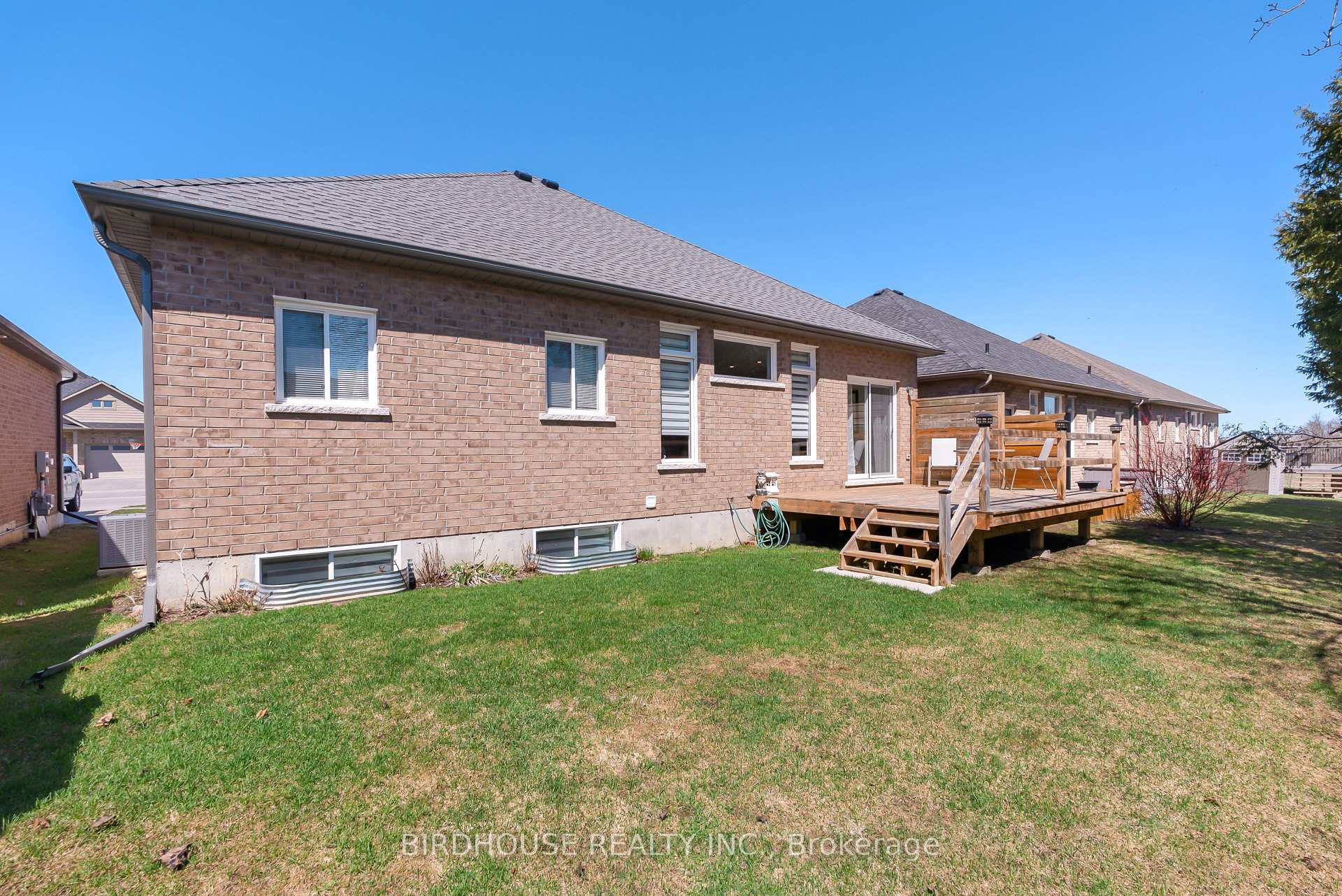 Photo 31 of 107 Alcorn Drive, Kawartha Lakes, Lindsay — HOMEH