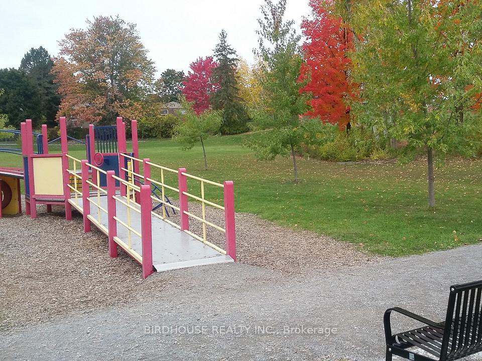 Photo 35 of 107 Alcorn Drive, Kawartha Lakes, Lindsay — HOMEH