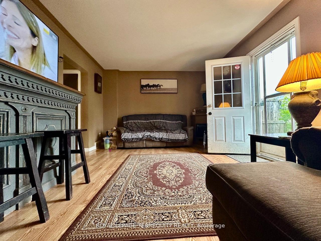Photo 6 of 16 Orchard Place, Chatham-Kent — HOMEH