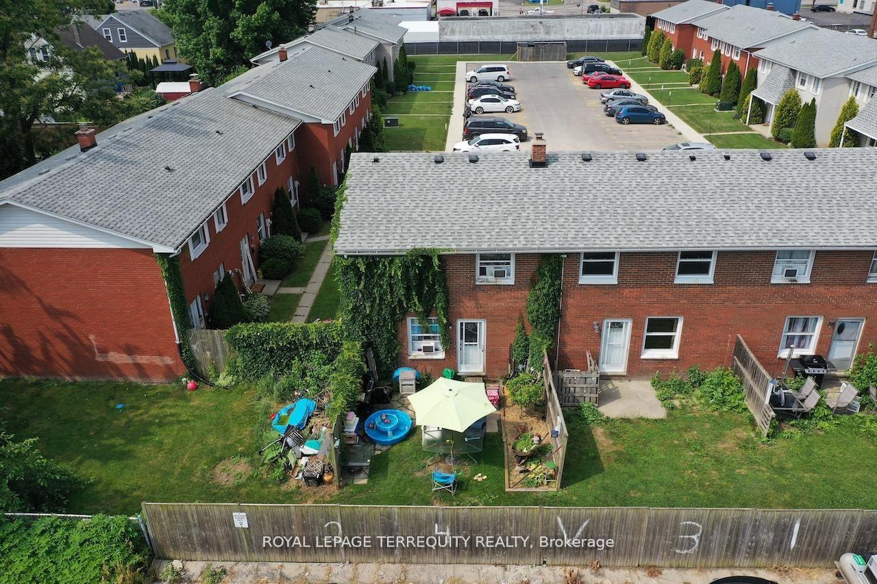 Photo 14 of 16 Orchard Place, Chatham-Kent — HOMEH