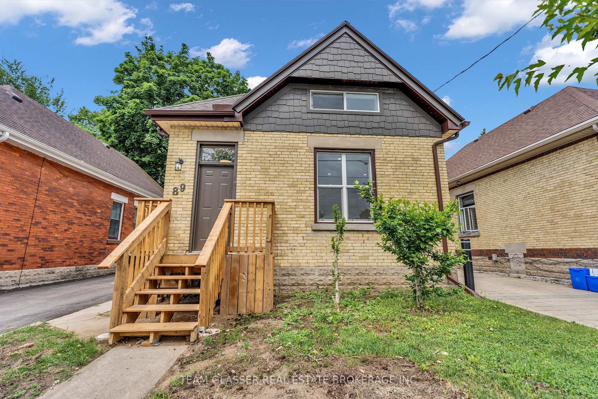 Photo of 89 Elm Street