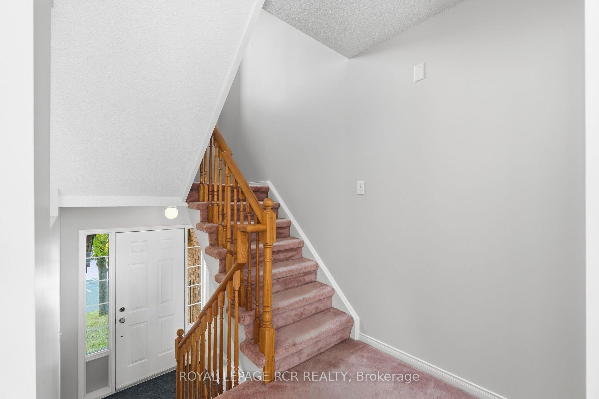 Photo 7 of Unit 66, 65 Brickyard Way, Brampton, Brampton North — HOMEH