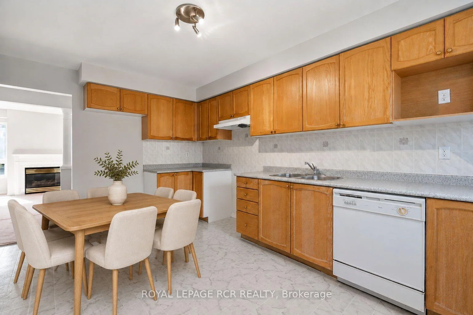 Photo 12 of Unit 66, 65 Brickyard Way, Brampton, Brampton North — HOMEH