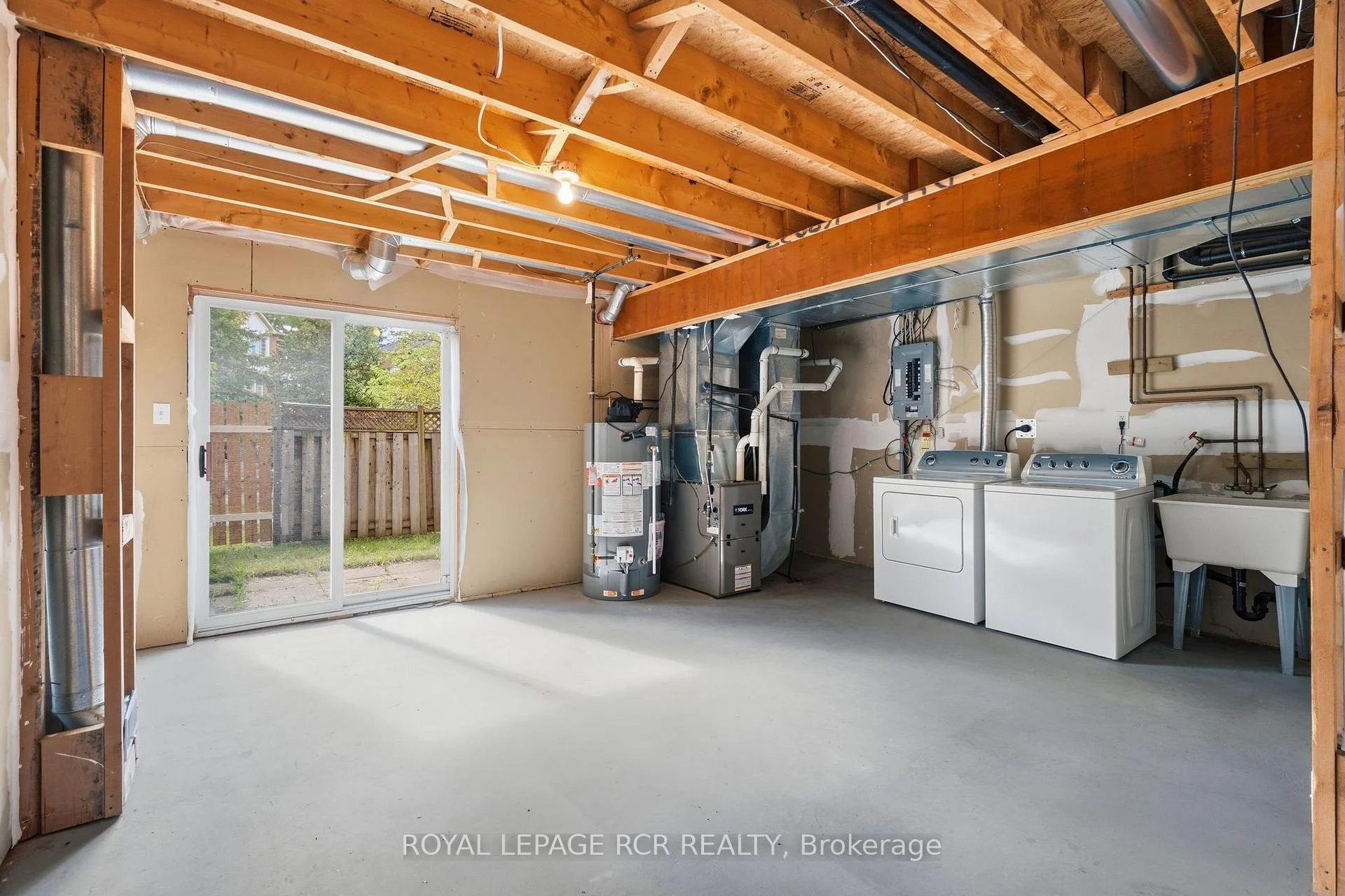 Photo 33 of Unit 66, 65 Brickyard Way, Brampton, Brampton North — HOMEH