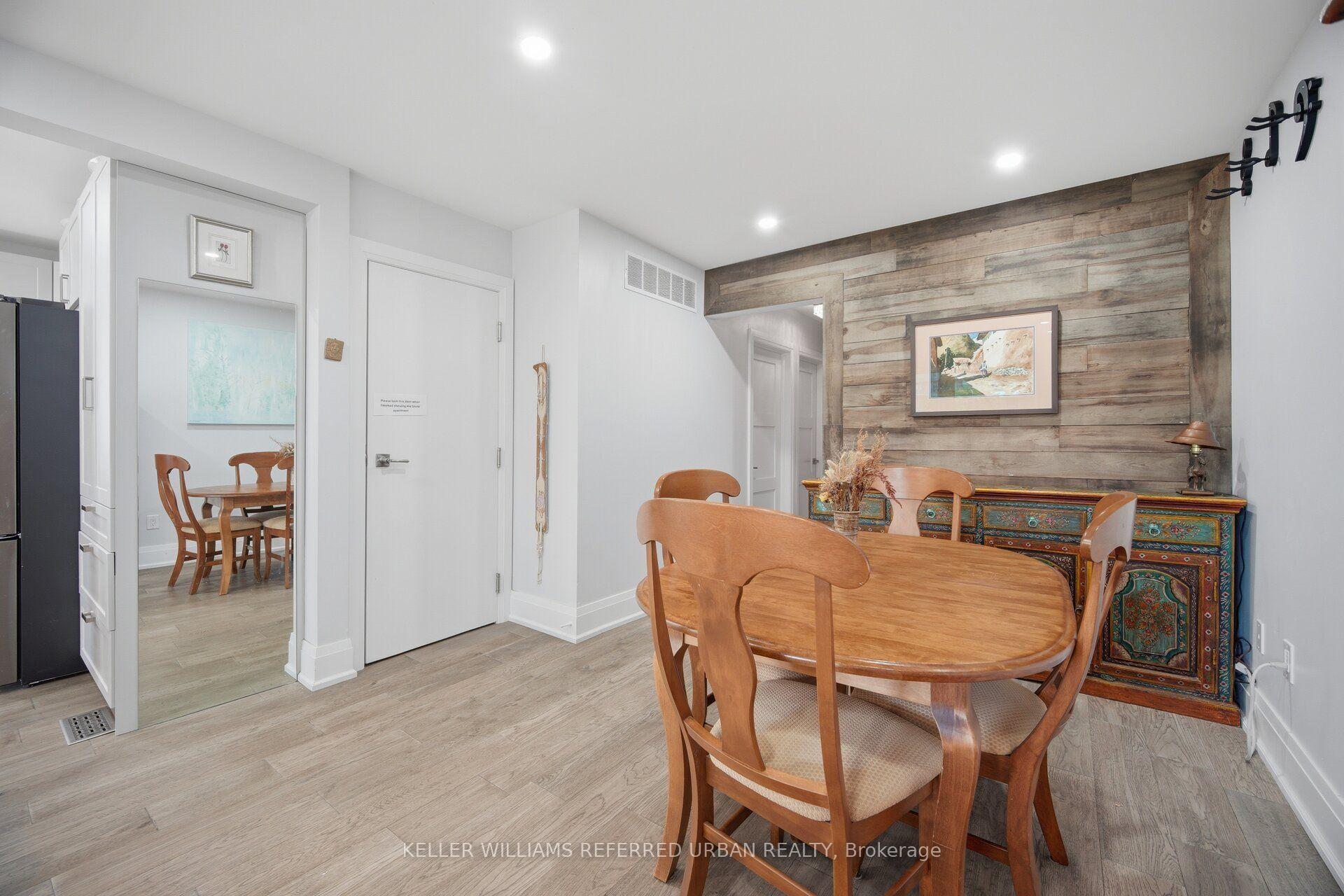 Photo 8 of 4 Cameo Crescent, Toronto, Rockcliffe-Smythe — HOMEH