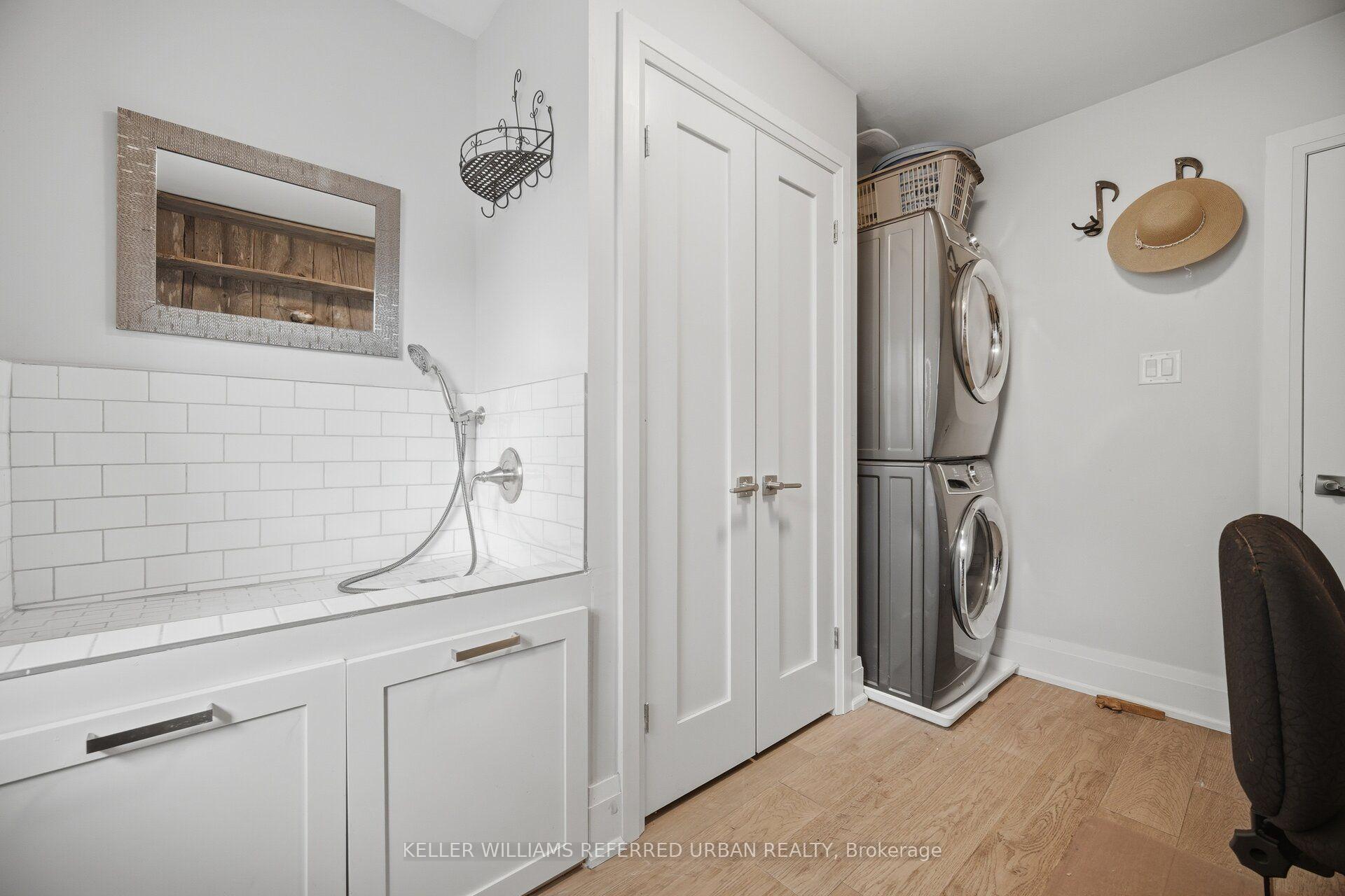 Photo 20 of 4 Cameo Crescent, Toronto, Rockcliffe-Smythe — HOMEH