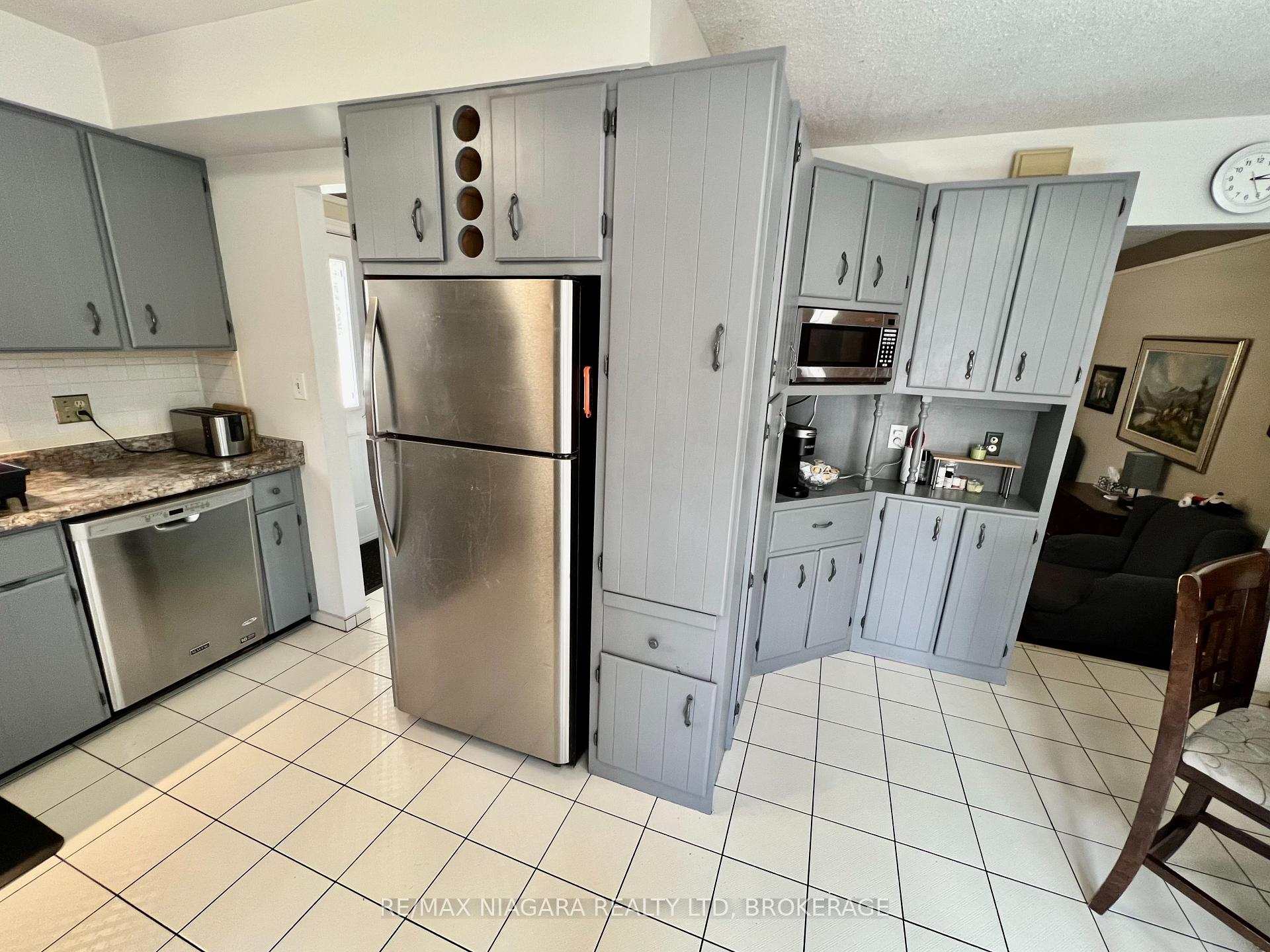 Photo 22 of 6196 Kirkland Drive, Niagara Falls, West Wood — HOMEH