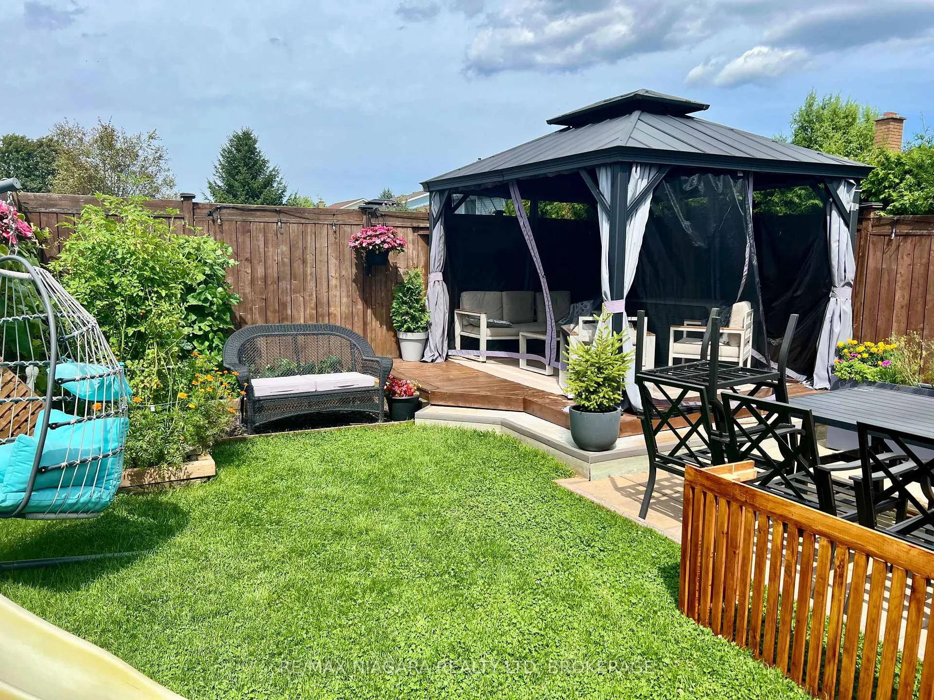 Photo 18 of 6196 Kirkland Drive, Niagara Falls, West Wood — HOMEH