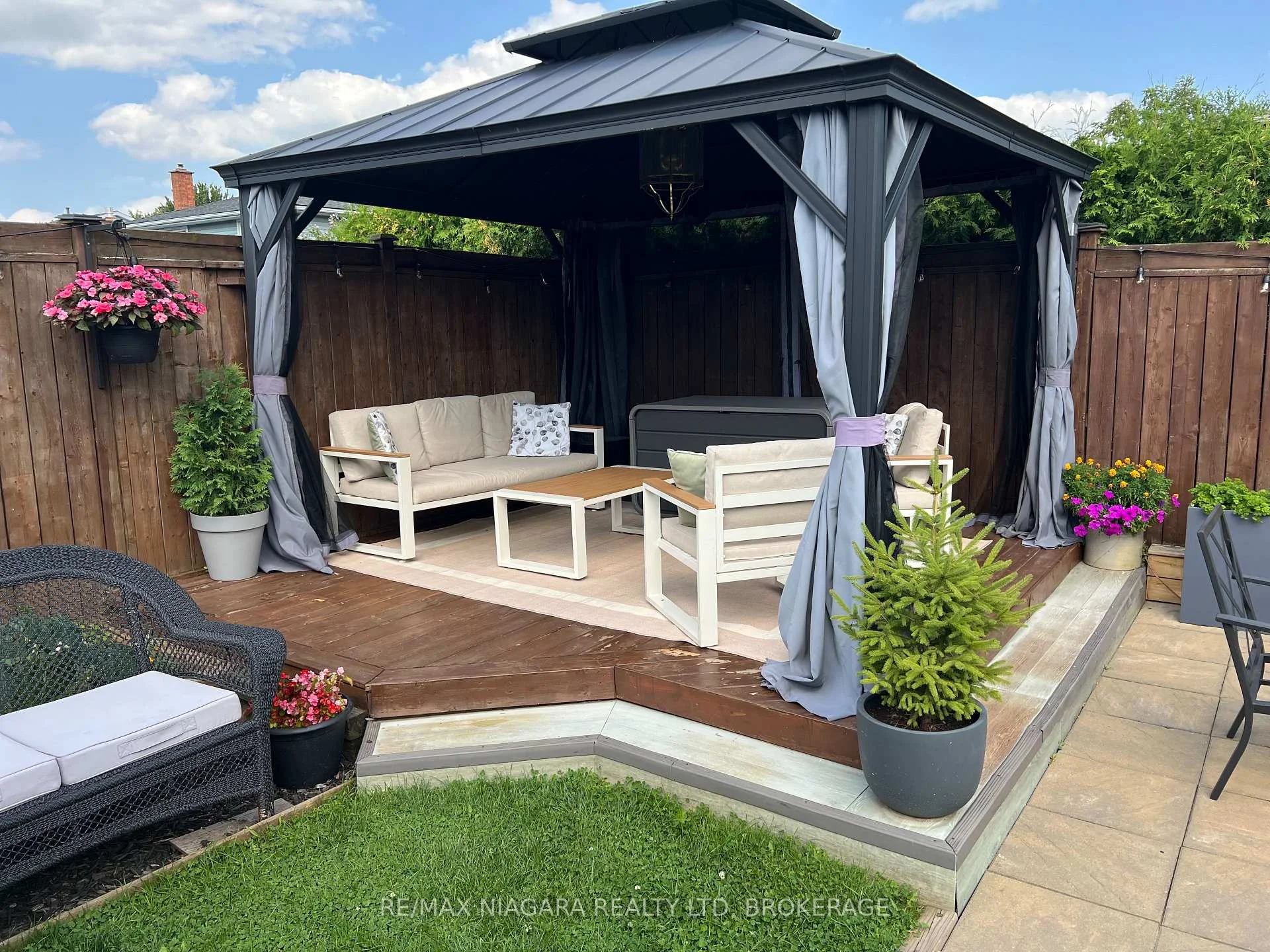 Photo 74 of 6196 Kirkland Drive, Niagara Falls, West Wood — HOMEH