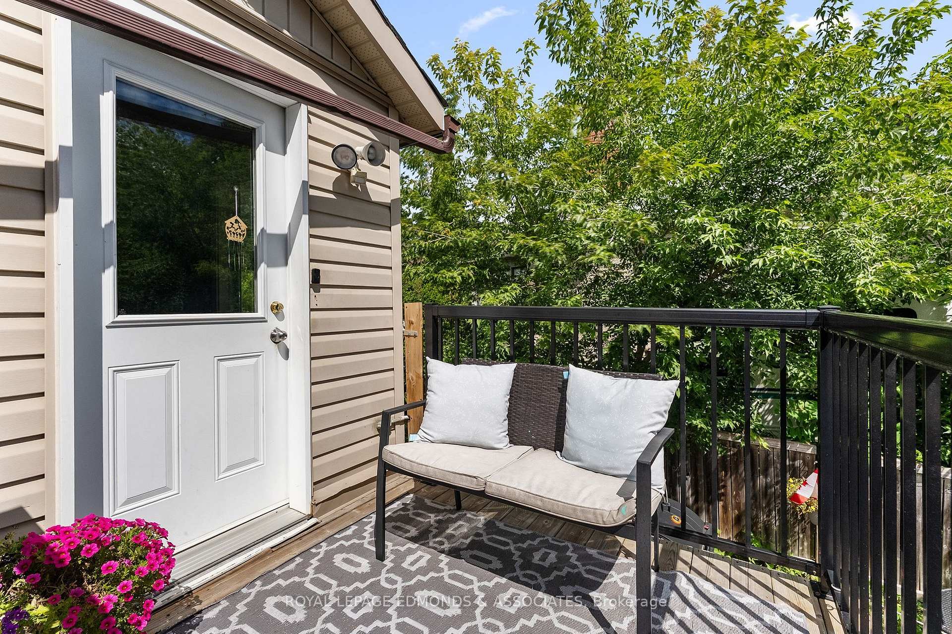 Photo 17 of 403 Mackay Street, Pembroke, Pembroke — HOMEH