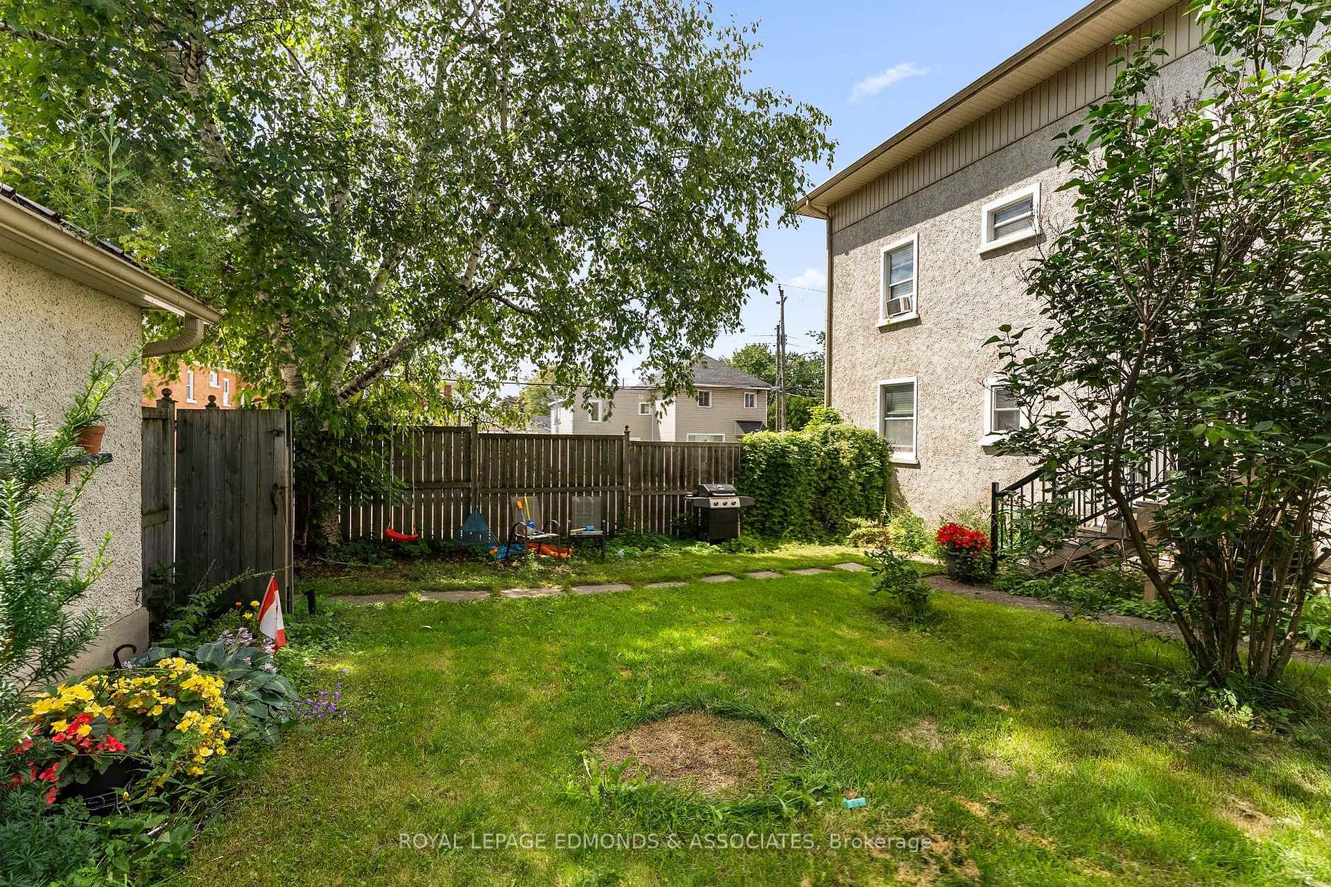 Photo 32 of 403 Mackay Street, Pembroke, Pembroke — HOMEH