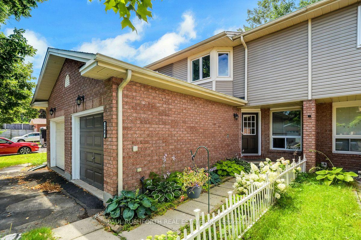 Photo 2 of 244 Huntersfield Drive, Ottawa, Hunt Club Park/Greenboro — HOMEH