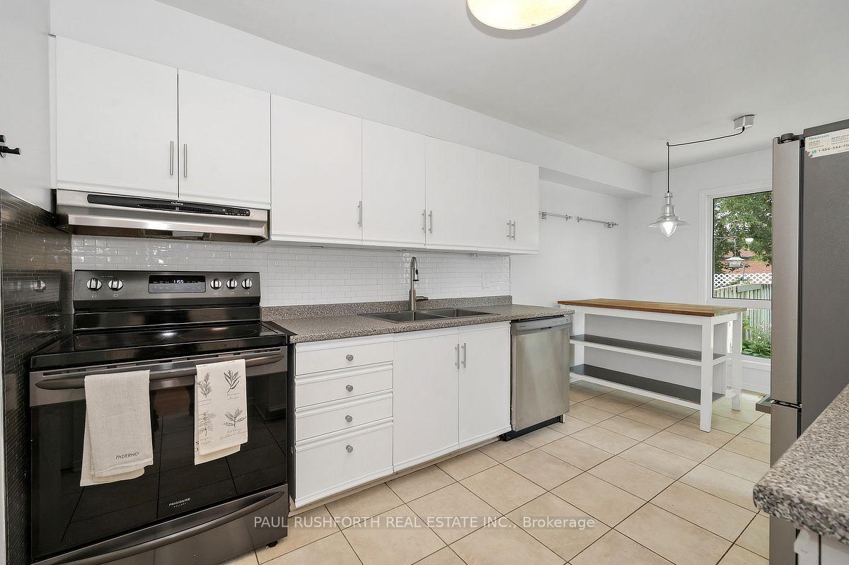 Photo 11 of 244 Huntersfield Drive, Ottawa, Hunt Club Park/Greenboro — HOMEH
