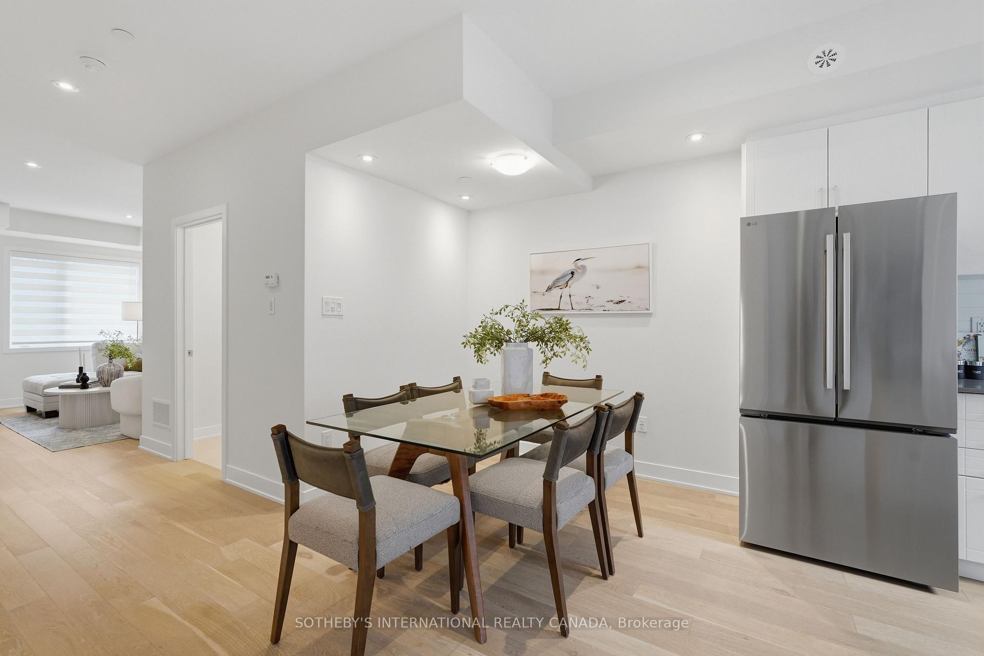 Photo 5 of 60 William Duncan Road, North York, Downsview-Roding-CFB — HOMEH