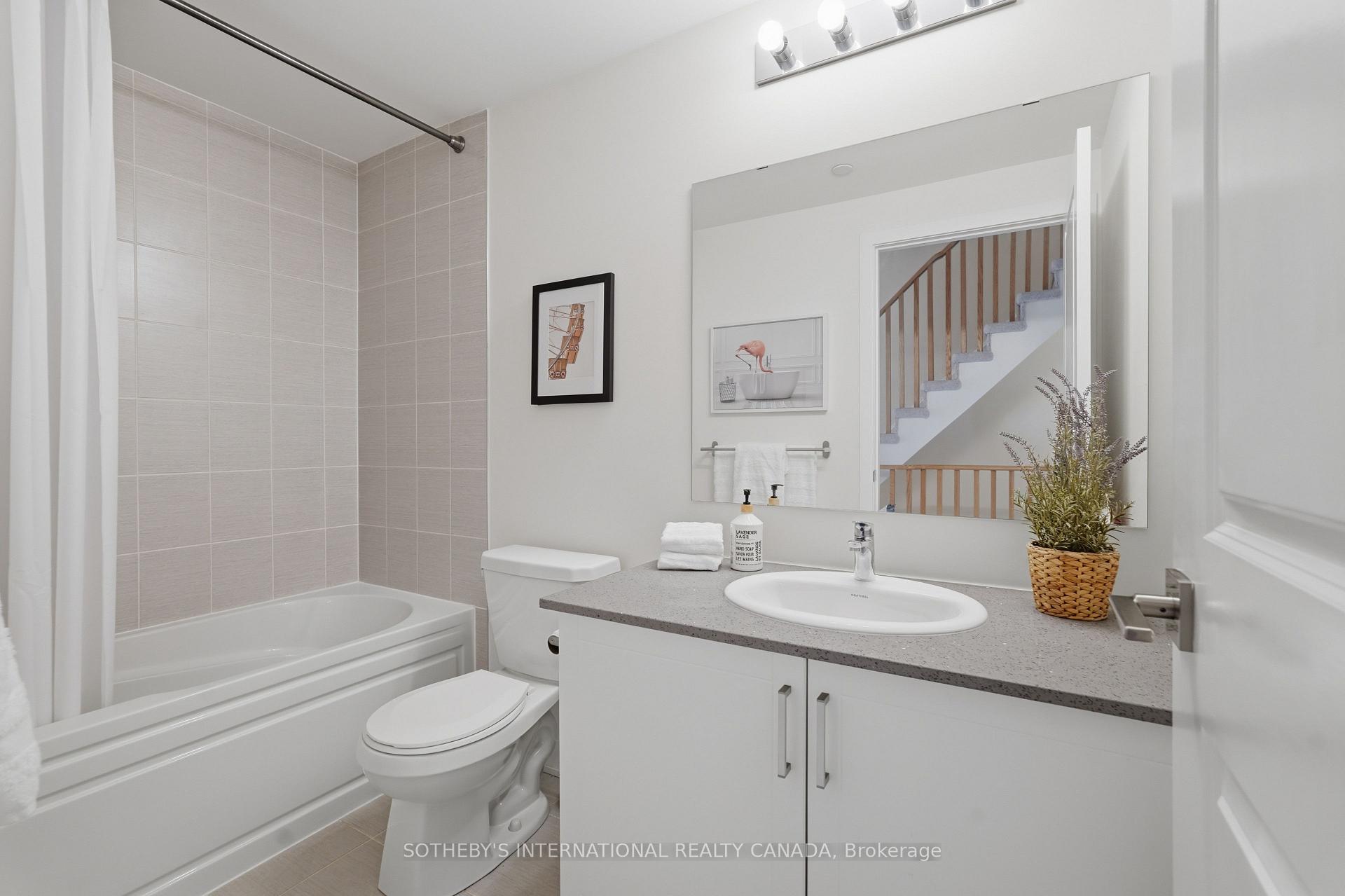 Photo 11 of 60 William Duncan Road, North York, Downsview-Roding-CFB — HOMEH