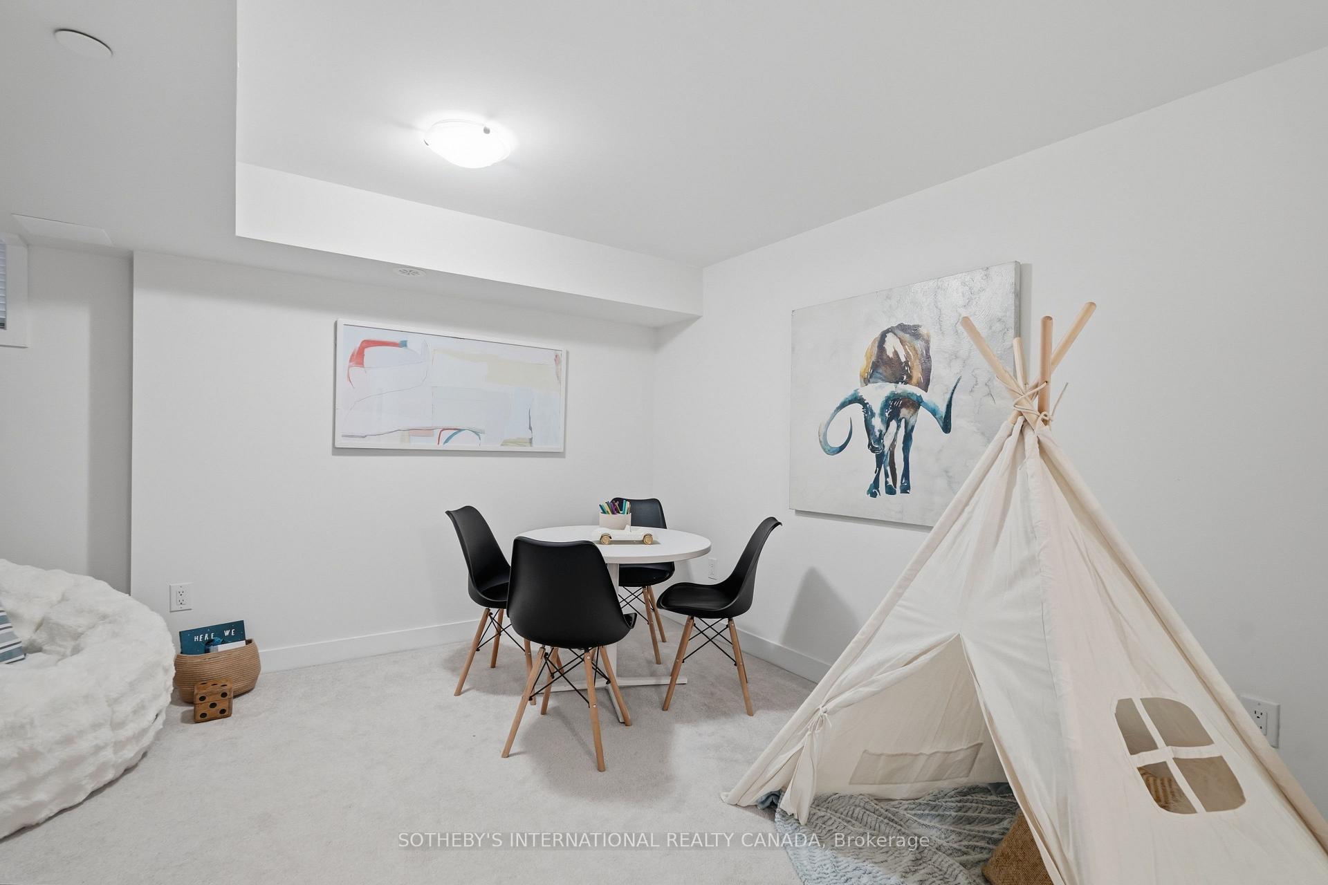 Photo 27 of 60 William Duncan Road, North York, Downsview-Roding-CFB — HOMEH
