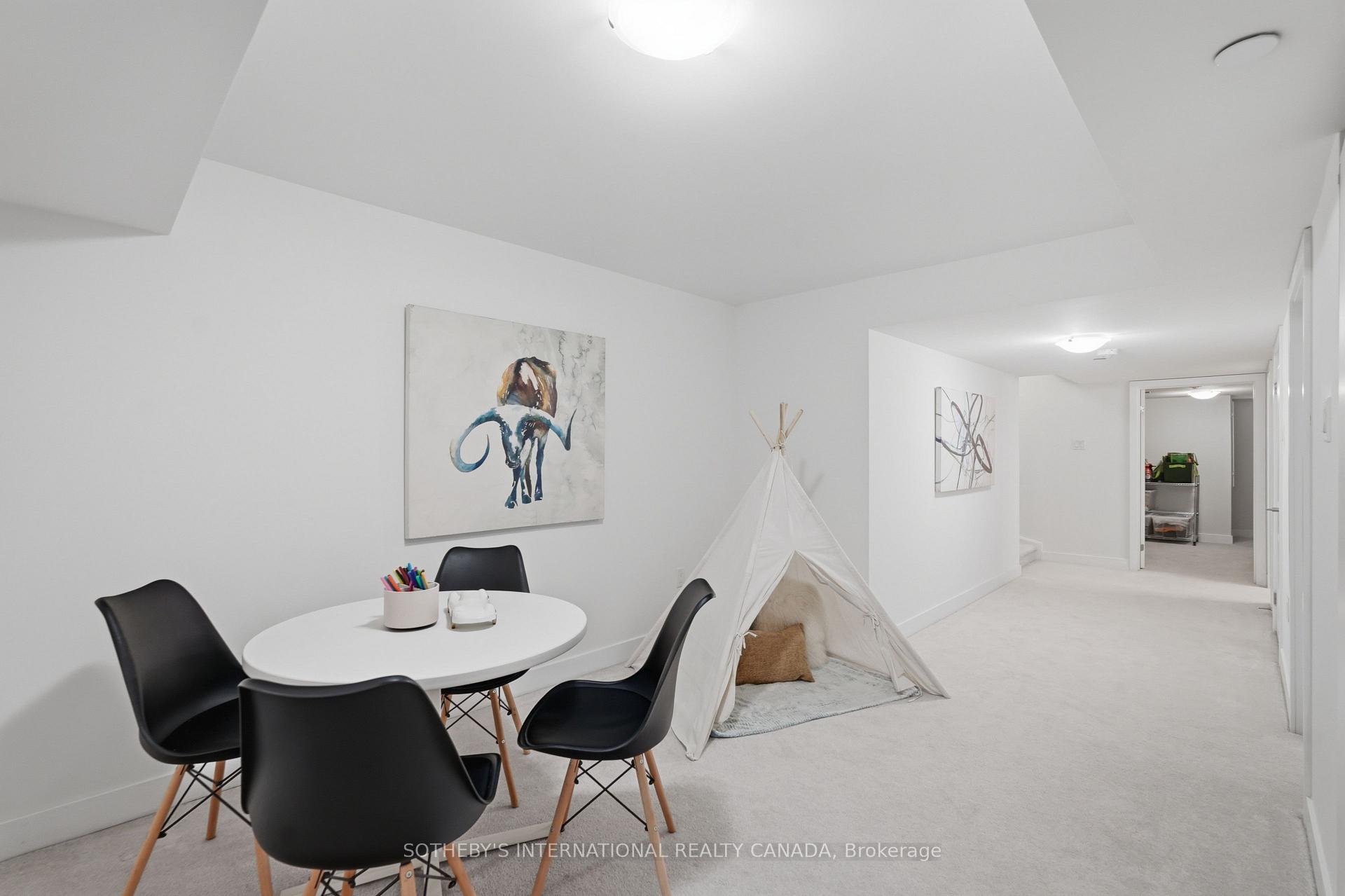 Photo 28 of 60 William Duncan Road, North York, Downsview-Roding-CFB — HOMEH
