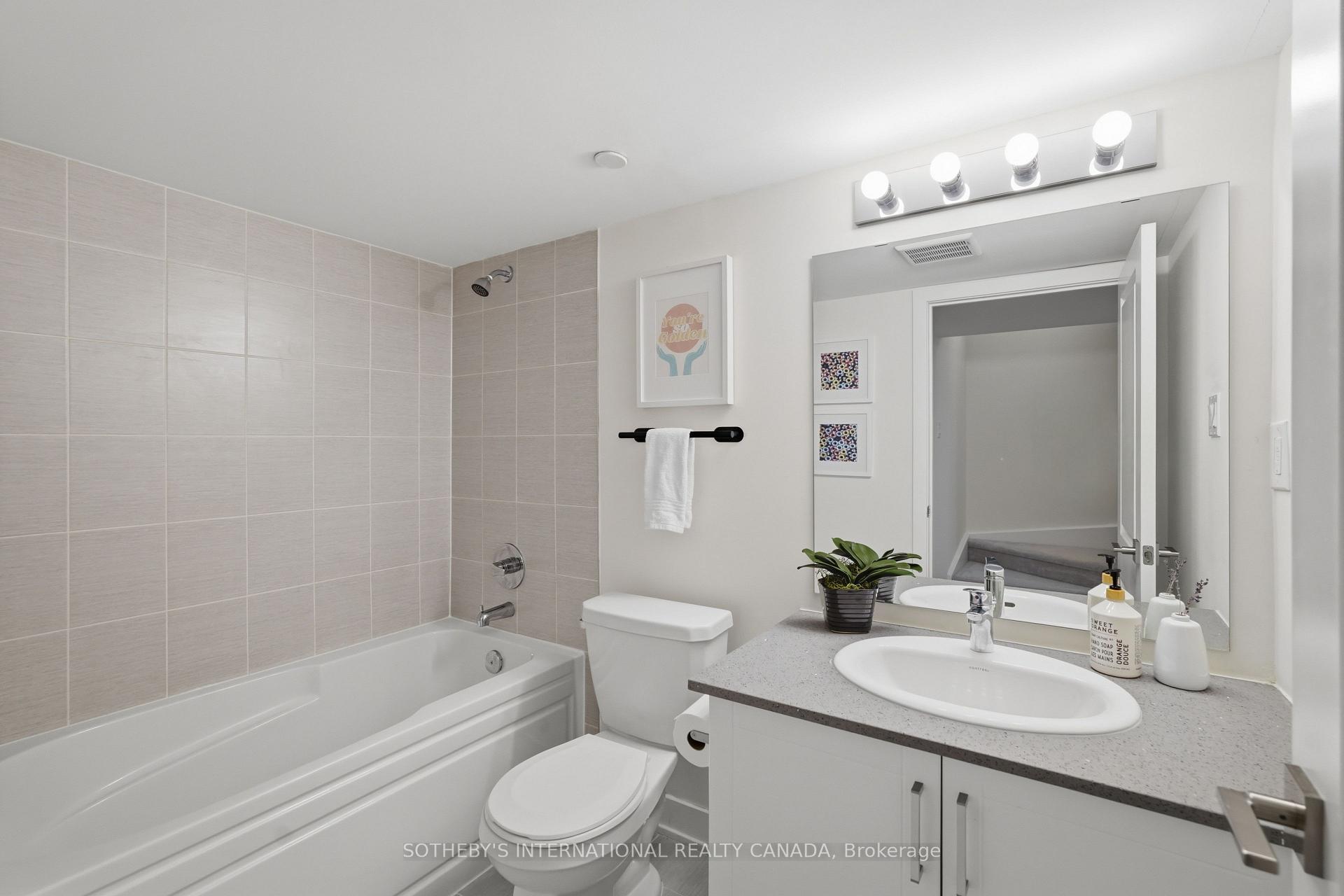 Photo 29 of 60 William Duncan Road, North York, Downsview-Roding-CFB — HOMEH