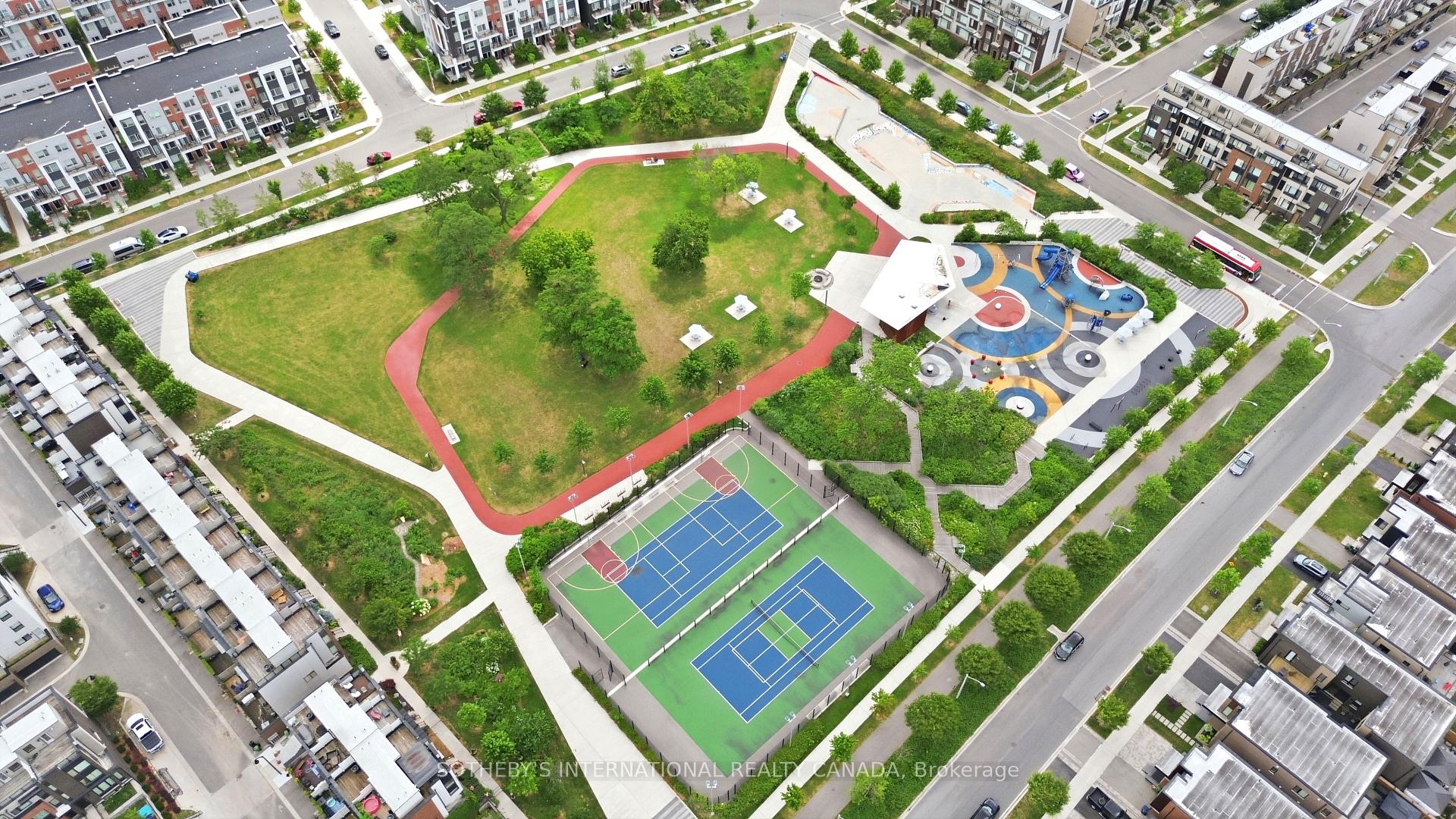 Photo 38 of 60 William Duncan Road, North York, Downsview-Roding-CFB — HOMEH