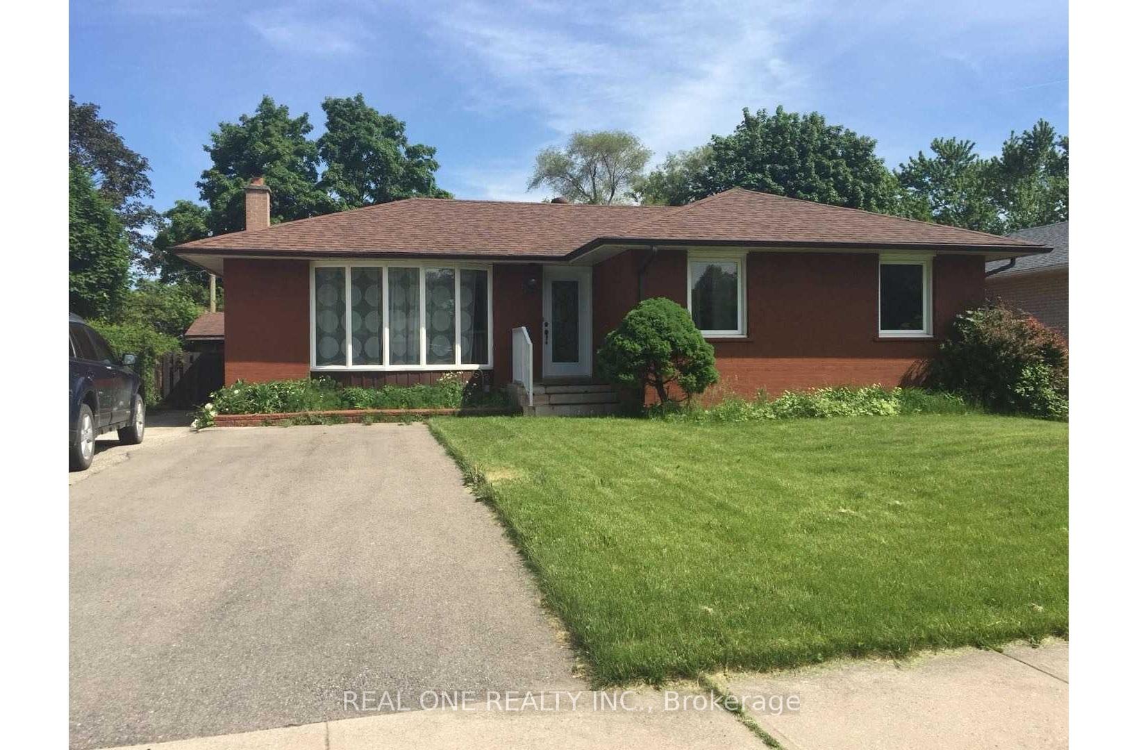 Photo 1 of Unit Bsmt Room 2, 58 Sewell Drive, Oakville, College Park — HOMEH